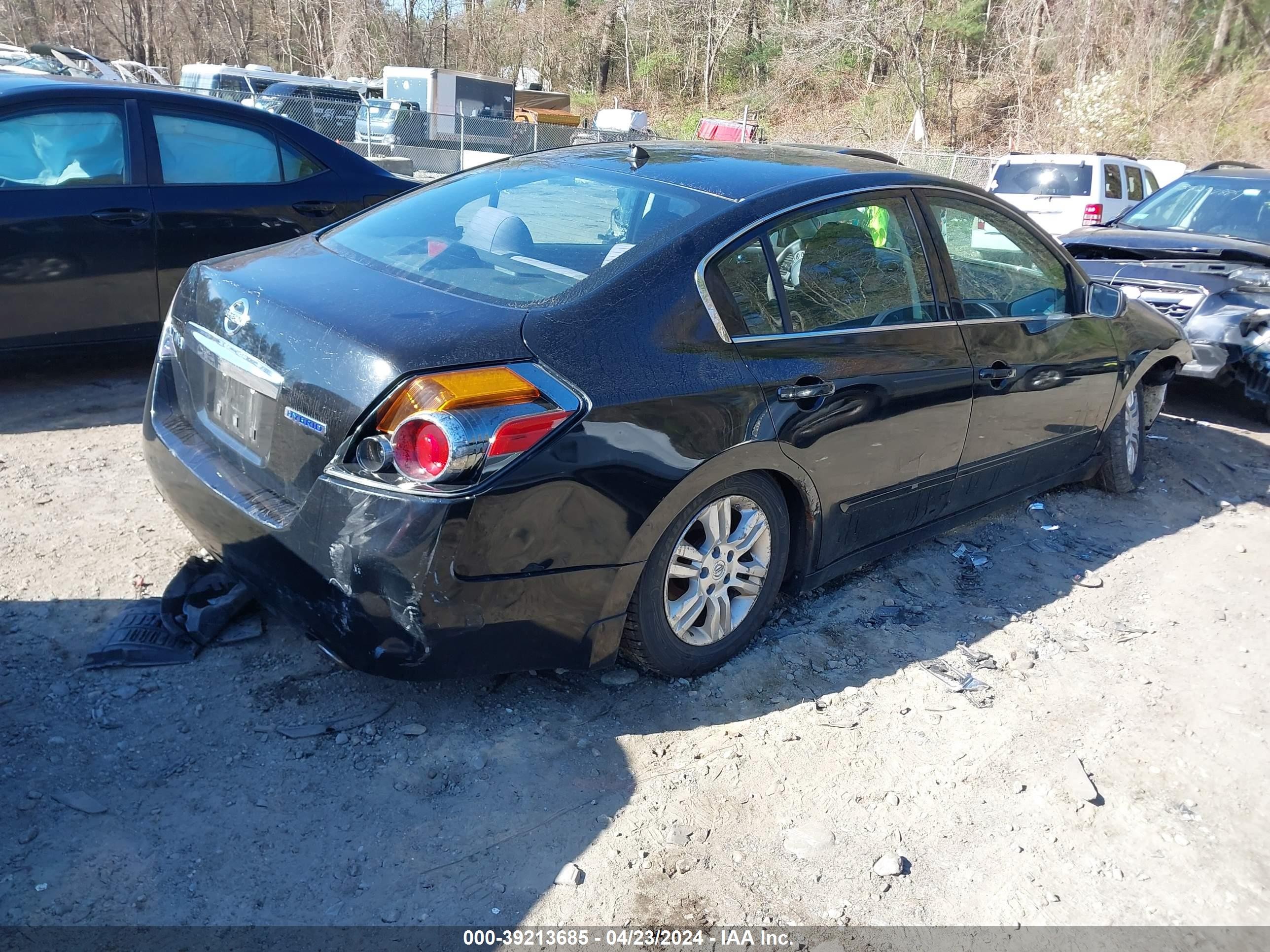 Photo 3 VIN: 1N4CL2AP6BC185237 - NISSAN ALTIMA 