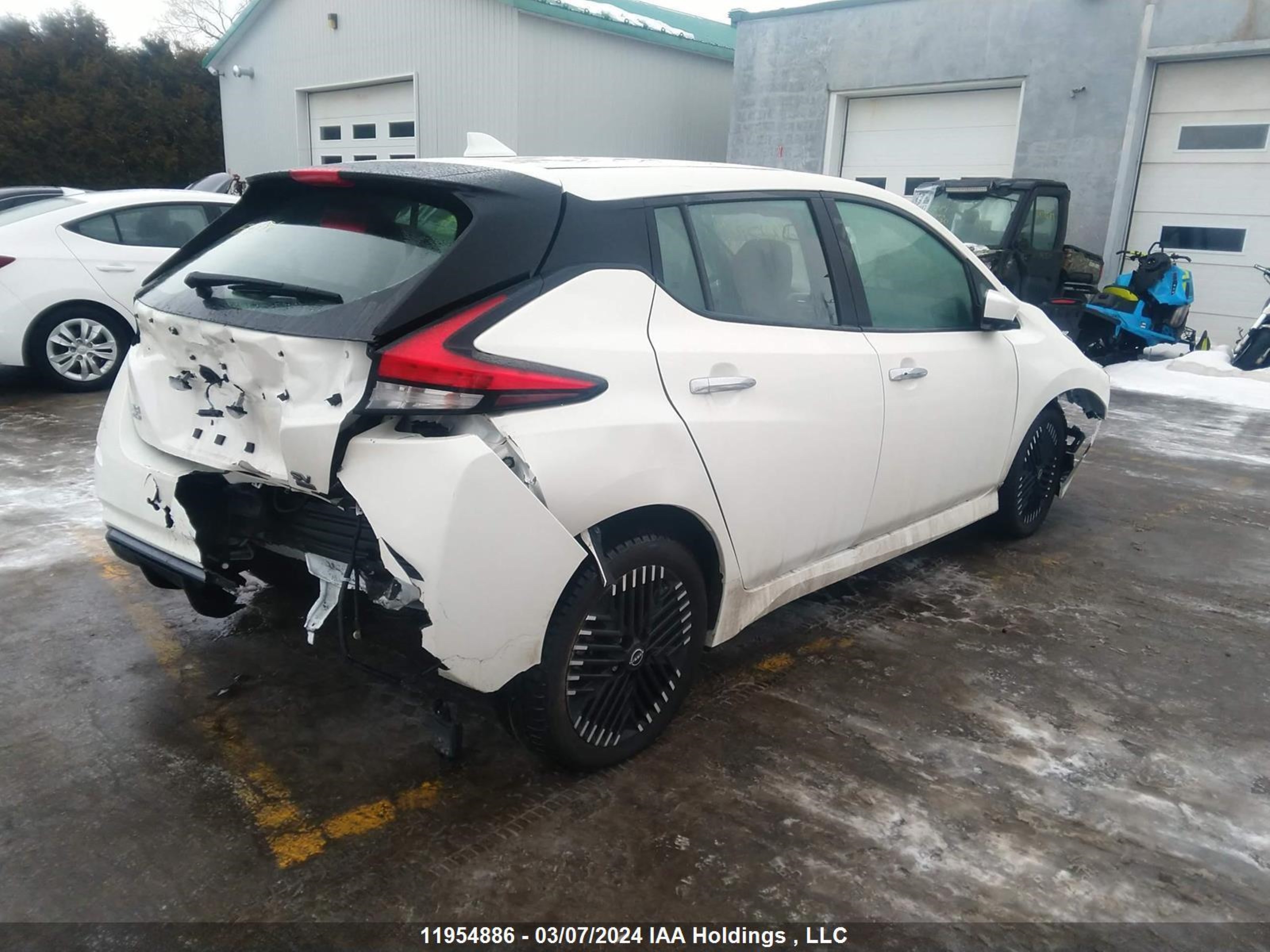 Photo 3 VIN: 1N4CZ1CV2RC552942 - NISSAN LEAF 