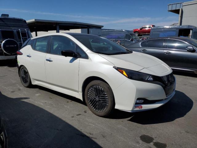 Photo 3 VIN: 1N4CZ1CV5PC562149 - NISSAN LEAF 