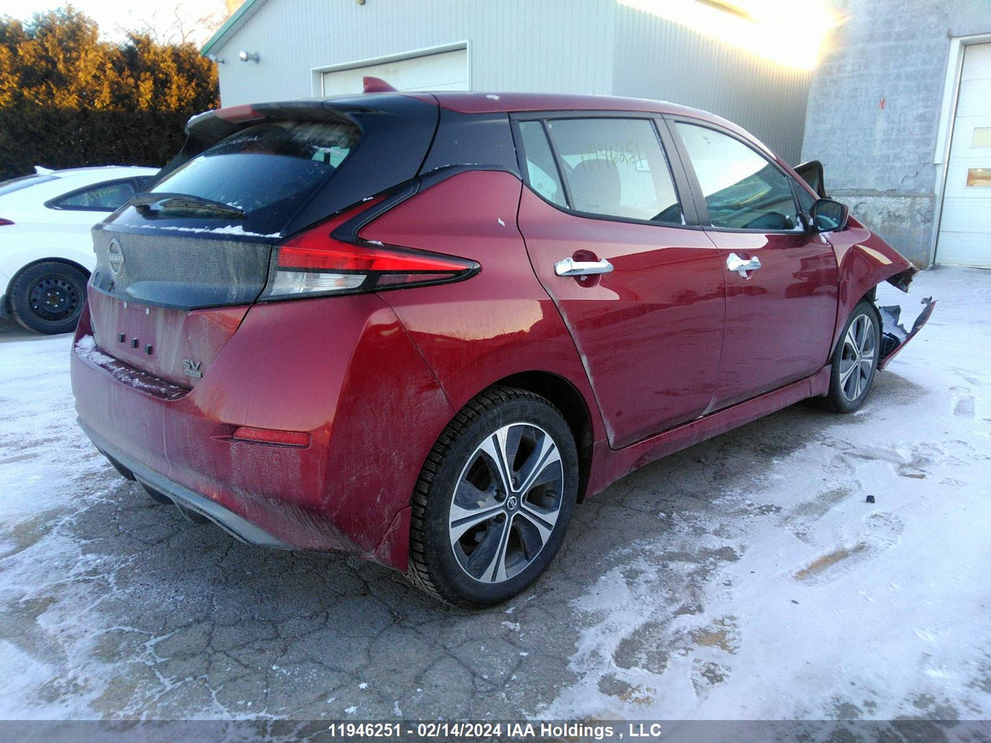 Photo 3 VIN: 1N4CZ1CV7PC561908 - NISSAN LEAF 