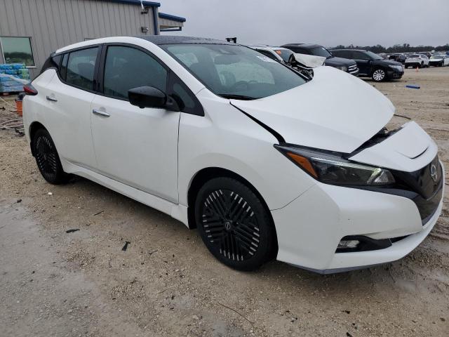 Photo 3 VIN: 1N4CZ1CV8PC555776 - NISSAN LEAF 