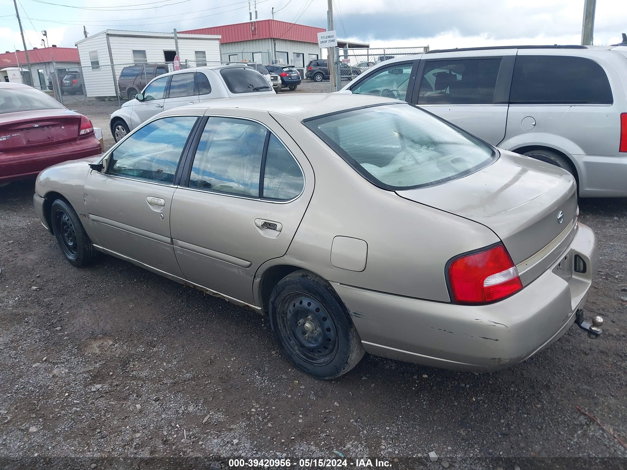 Photo 2 VIN: 1N4DL01D01C183478 - NISSAN ALTIMA 