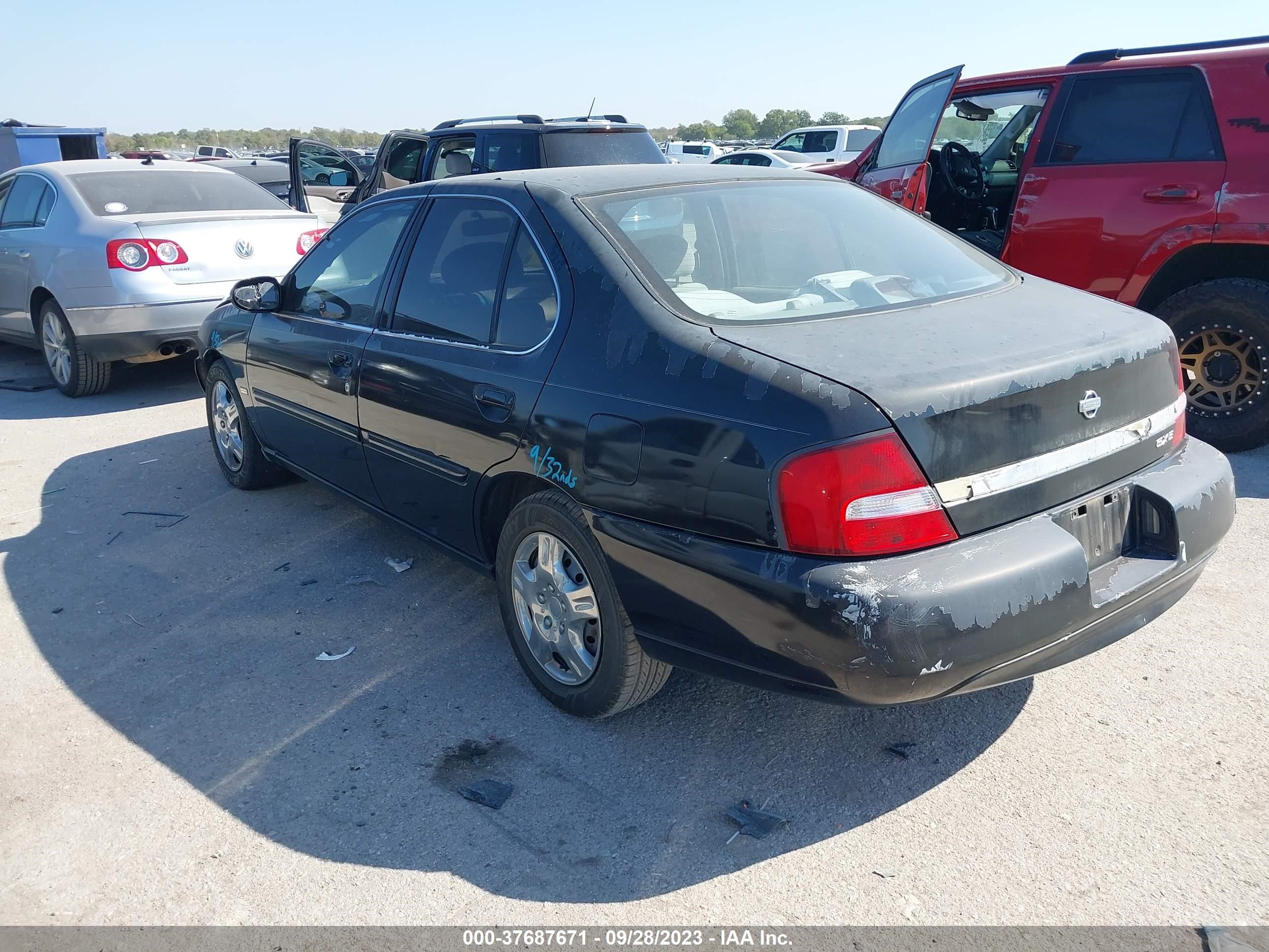 Photo 2 VIN: 1N4DL01D41C118357 - NISSAN ALTIMA 