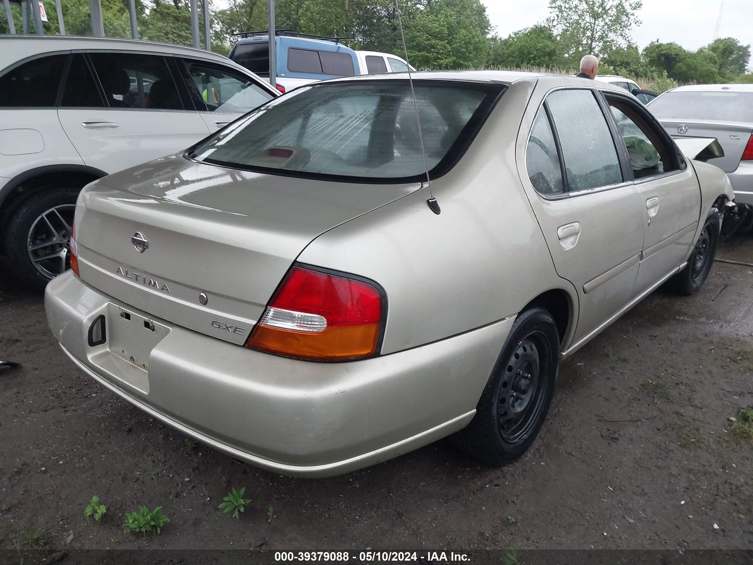 Photo 3 VIN: 1N4DL01D8XC250756 - NISSAN ALTIMA 