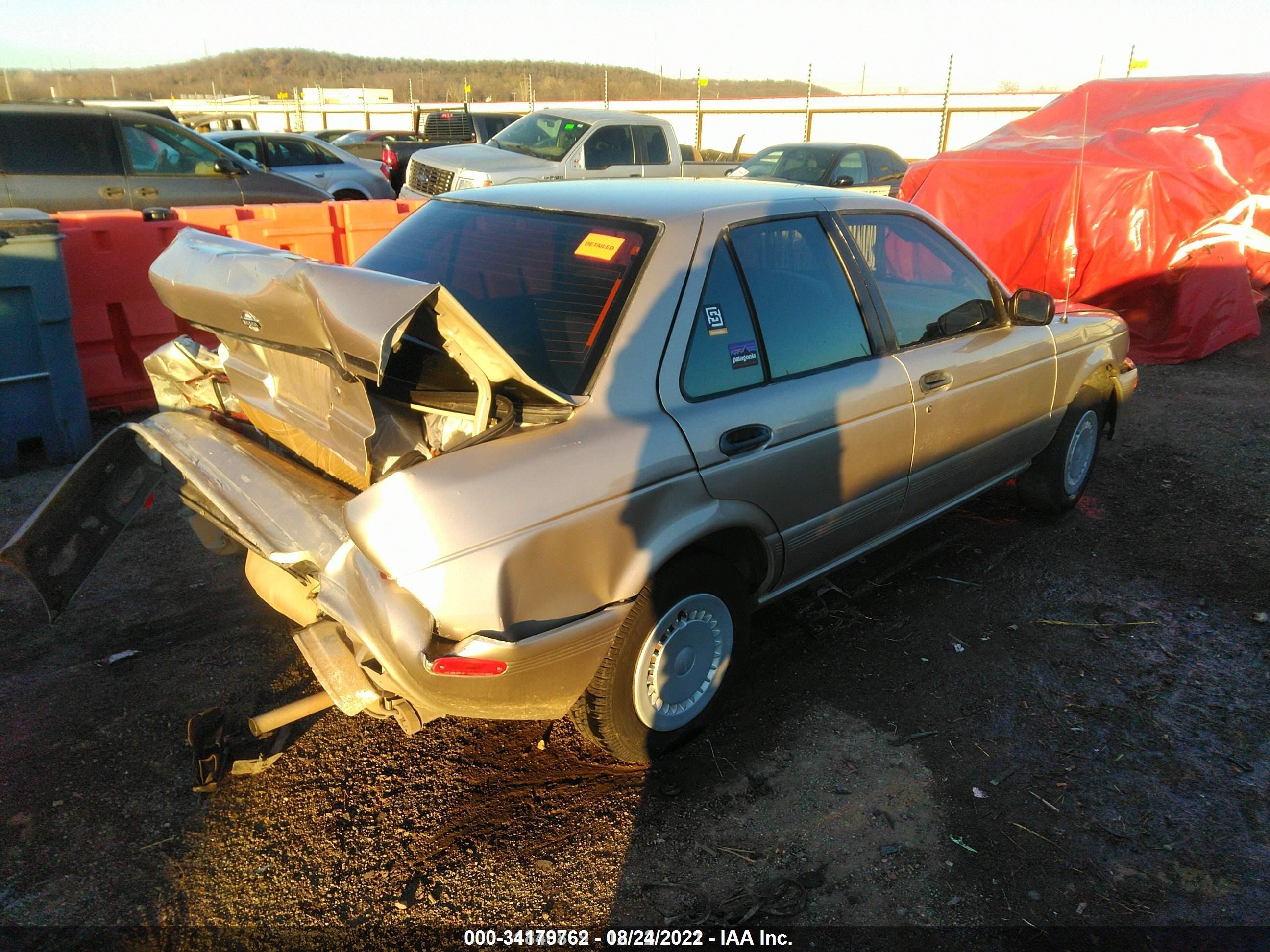 Photo 3 VIN: 1N4EB31P4RC866685 - NISSAN SENTRA 