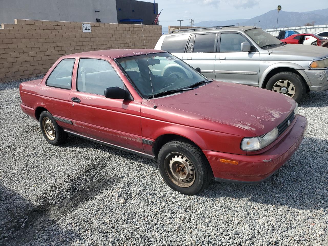 Photo 3 VIN: 1N4EB32A2MC707330 - NISSAN SENTRA 