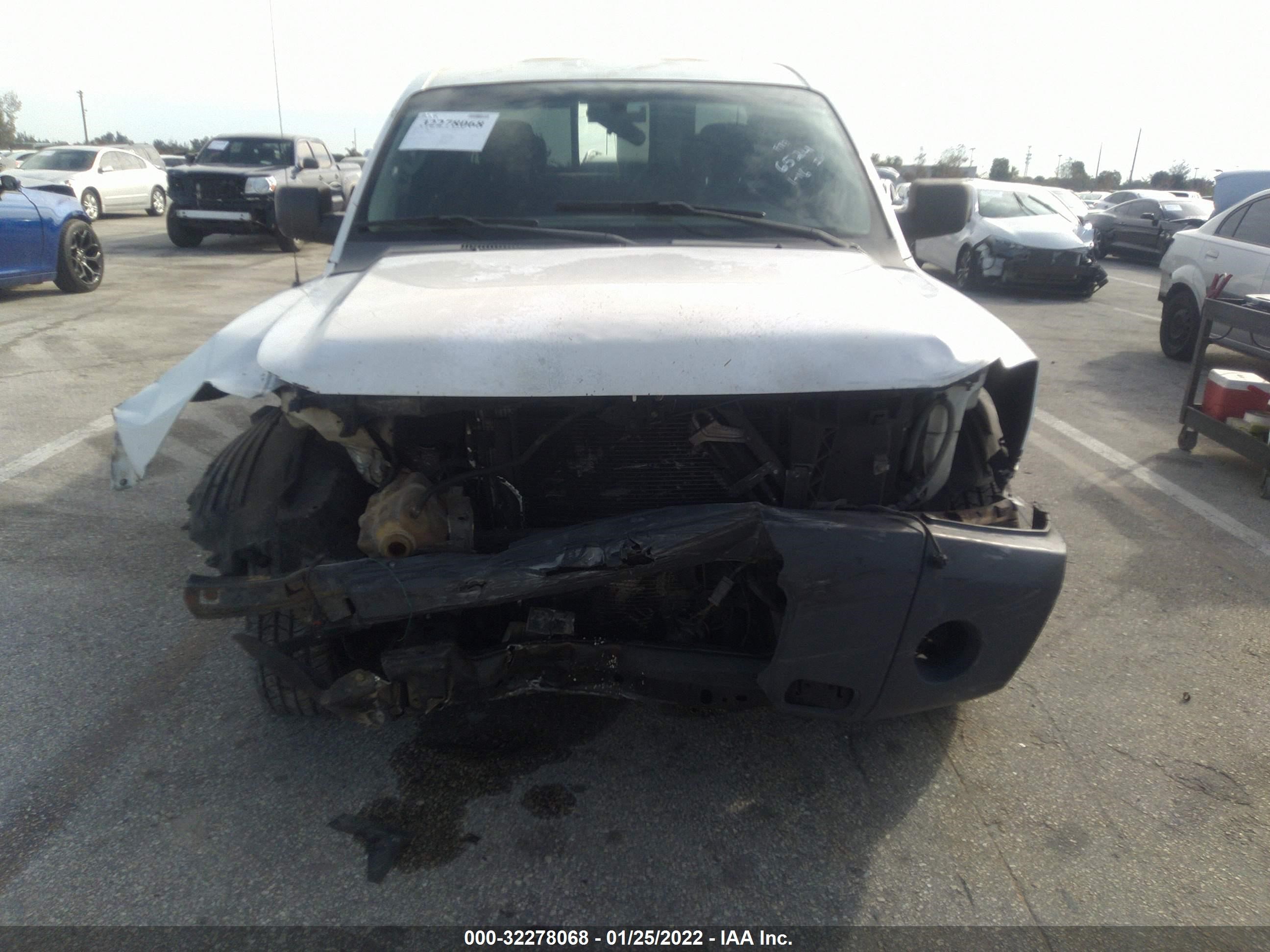 Photo 5 VIN: 1N6AA06A14N546524 - NISSAN TITAN 