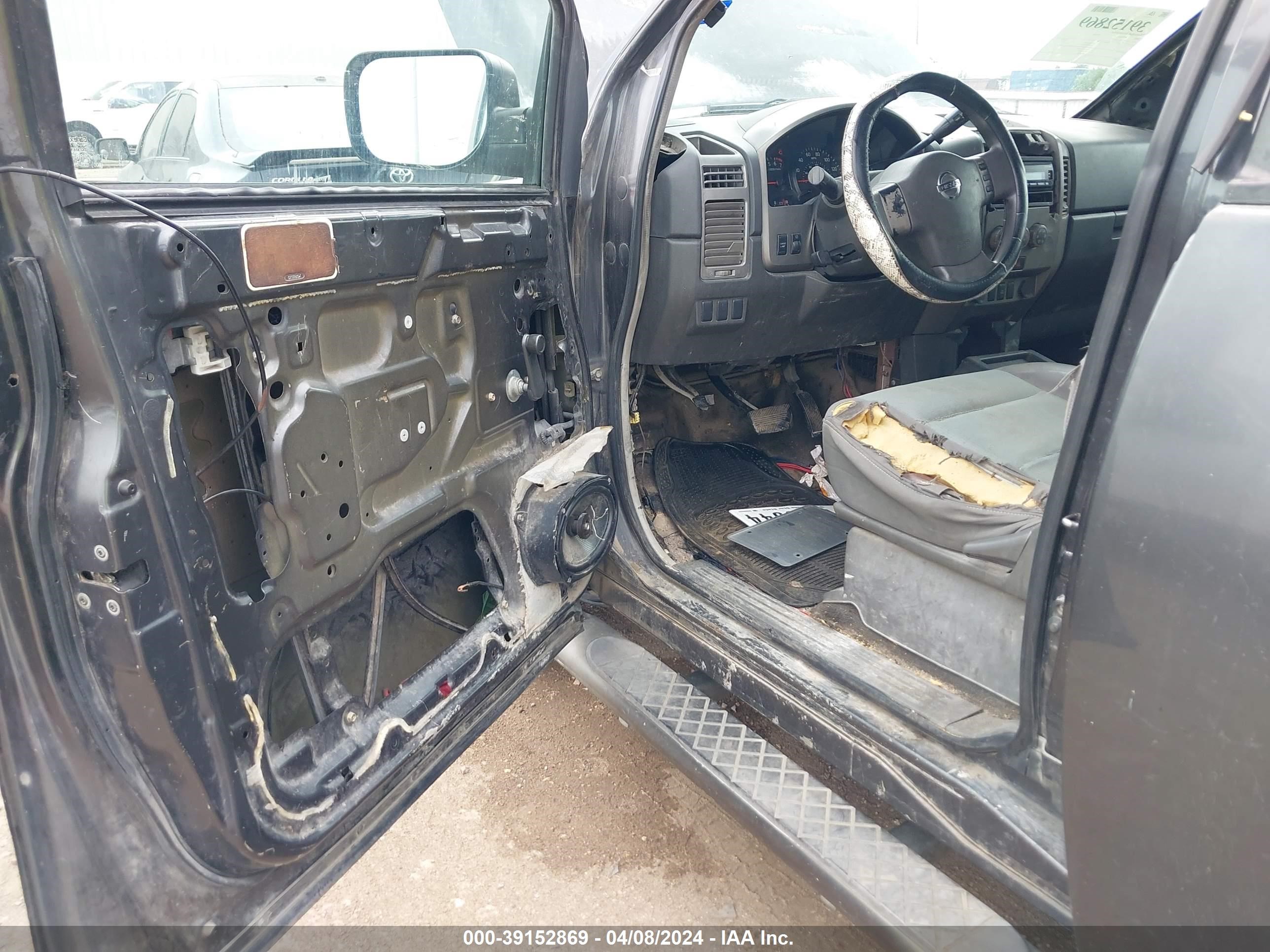 Photo 5 VIN: 1N6AA06A16N561026 - NISSAN TITAN 