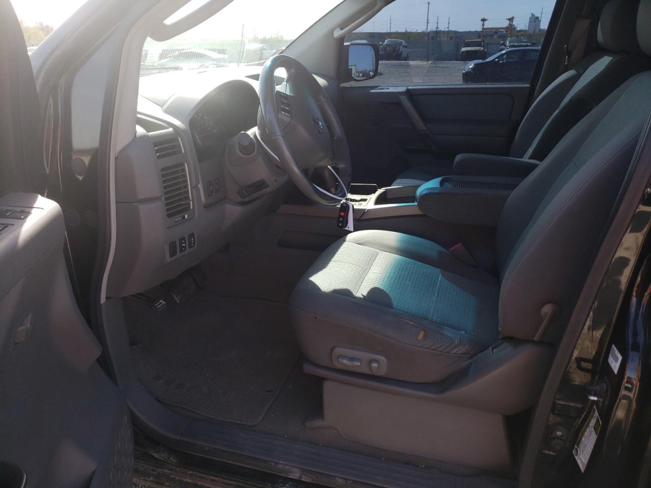 Photo 6 VIN: 1N6AA06A36N562629 - NISSAN TITAN 