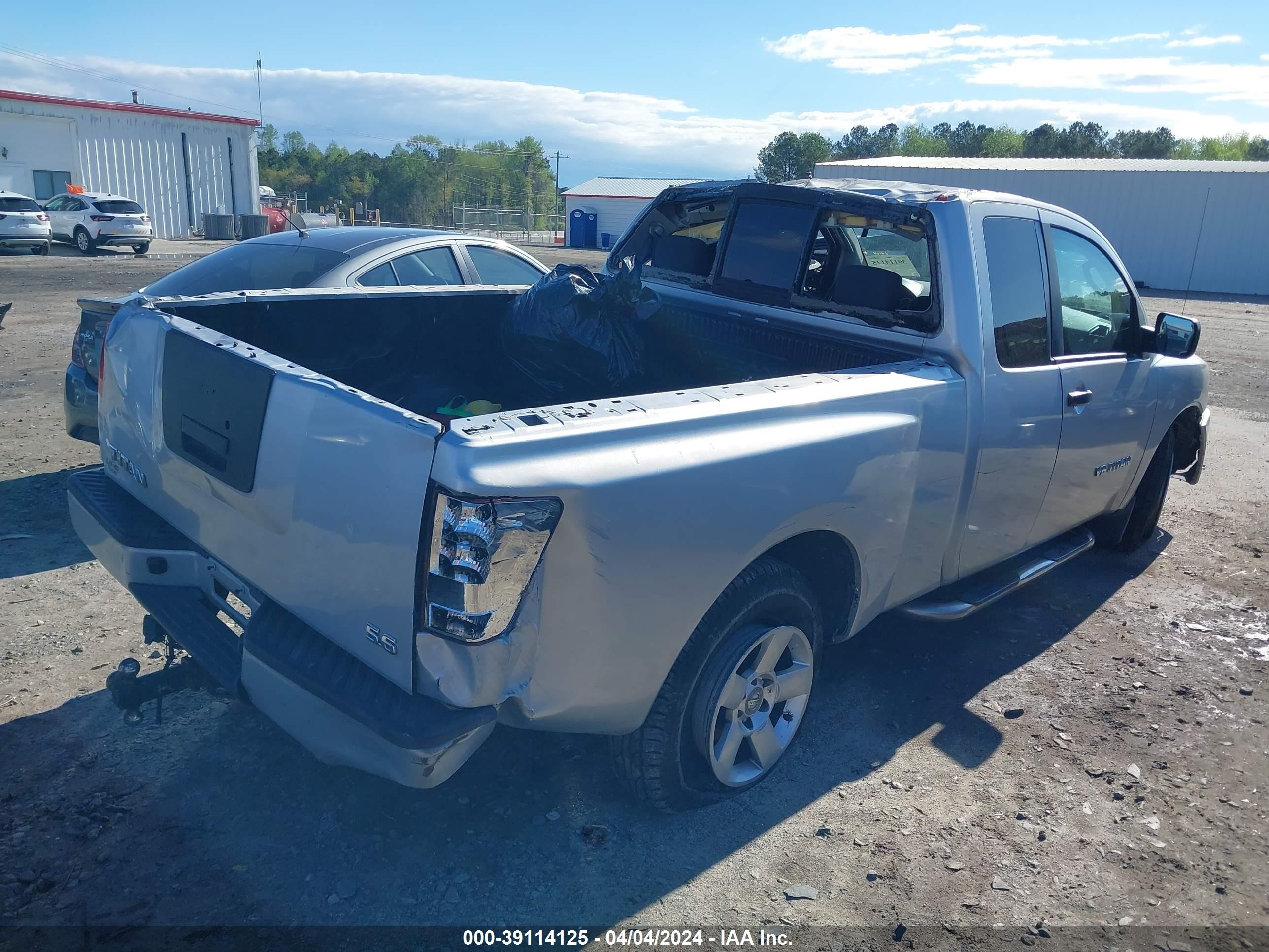 Photo 3 VIN: 1N6AA06A78N346351 - NISSAN TITAN 