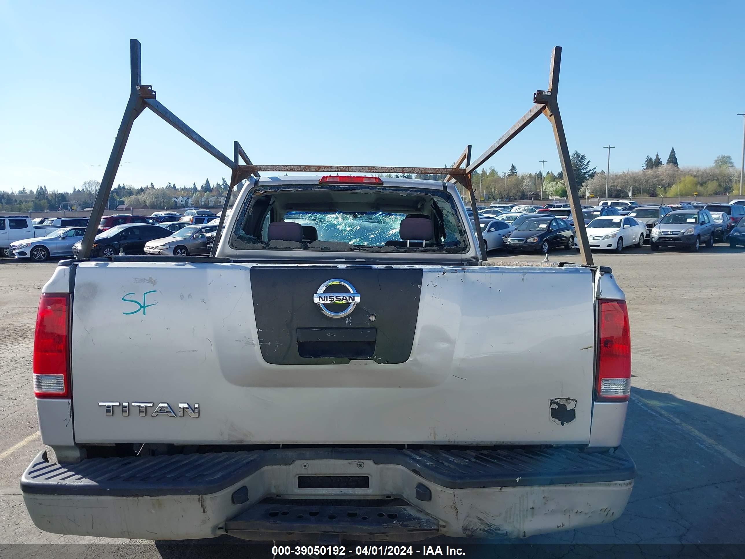 Photo 15 VIN: 1N6AA06A85N524232 - NISSAN TITAN 
