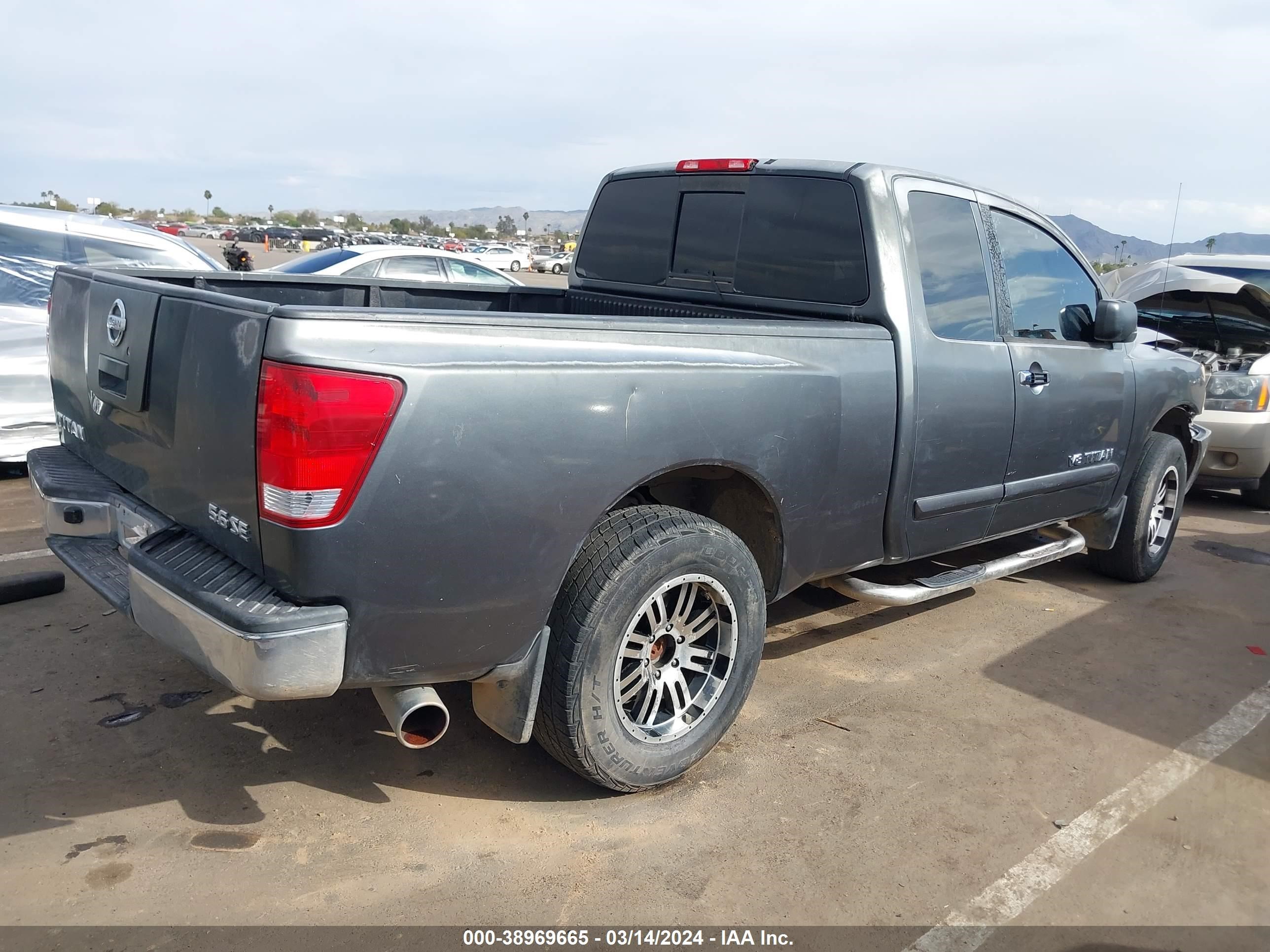 Photo 3 VIN: 1N6AA06A87N228940 - NISSAN TITAN 