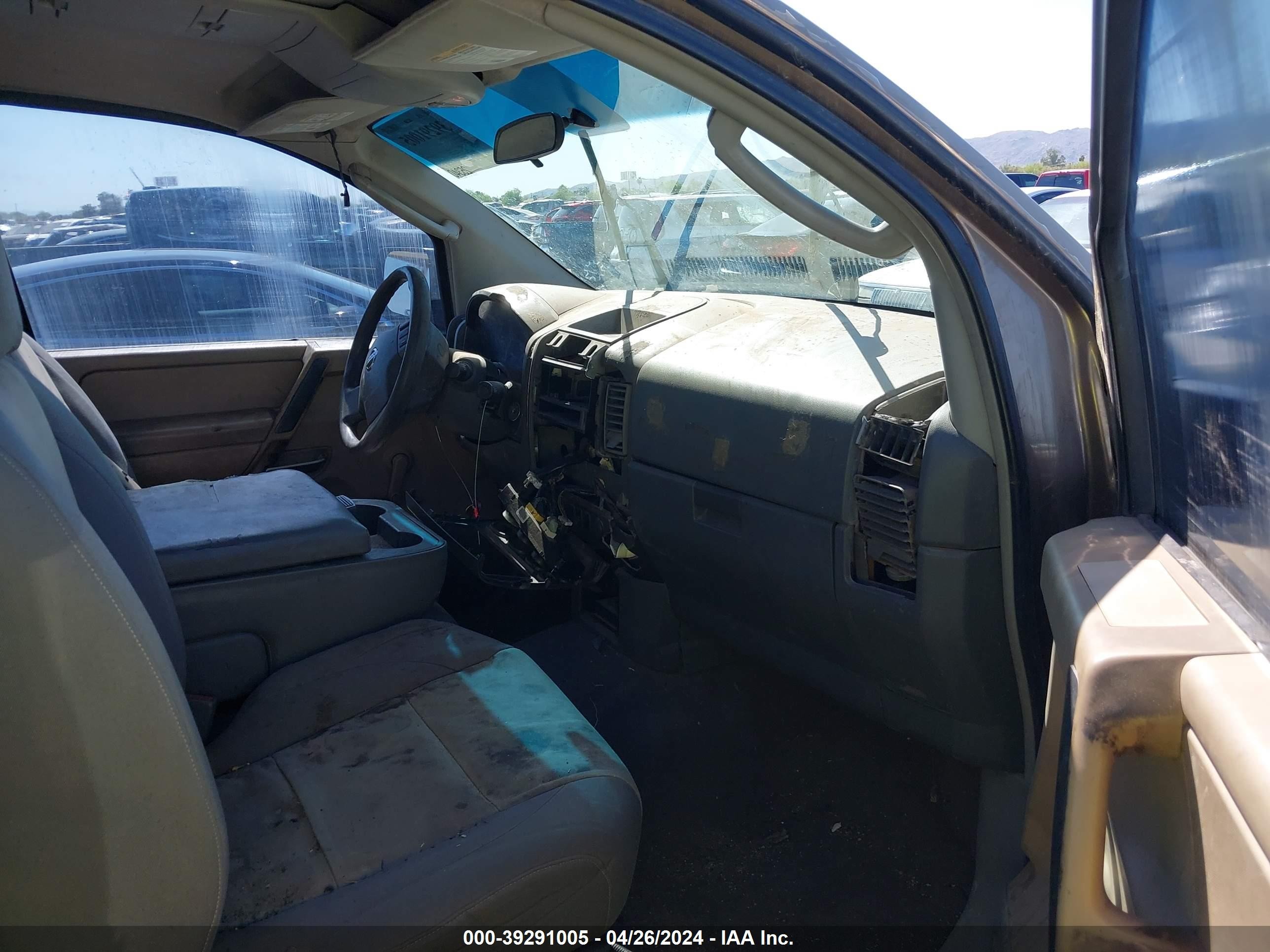 Photo 4 VIN: 1N6AA06A94N524495 - NISSAN TITAN 