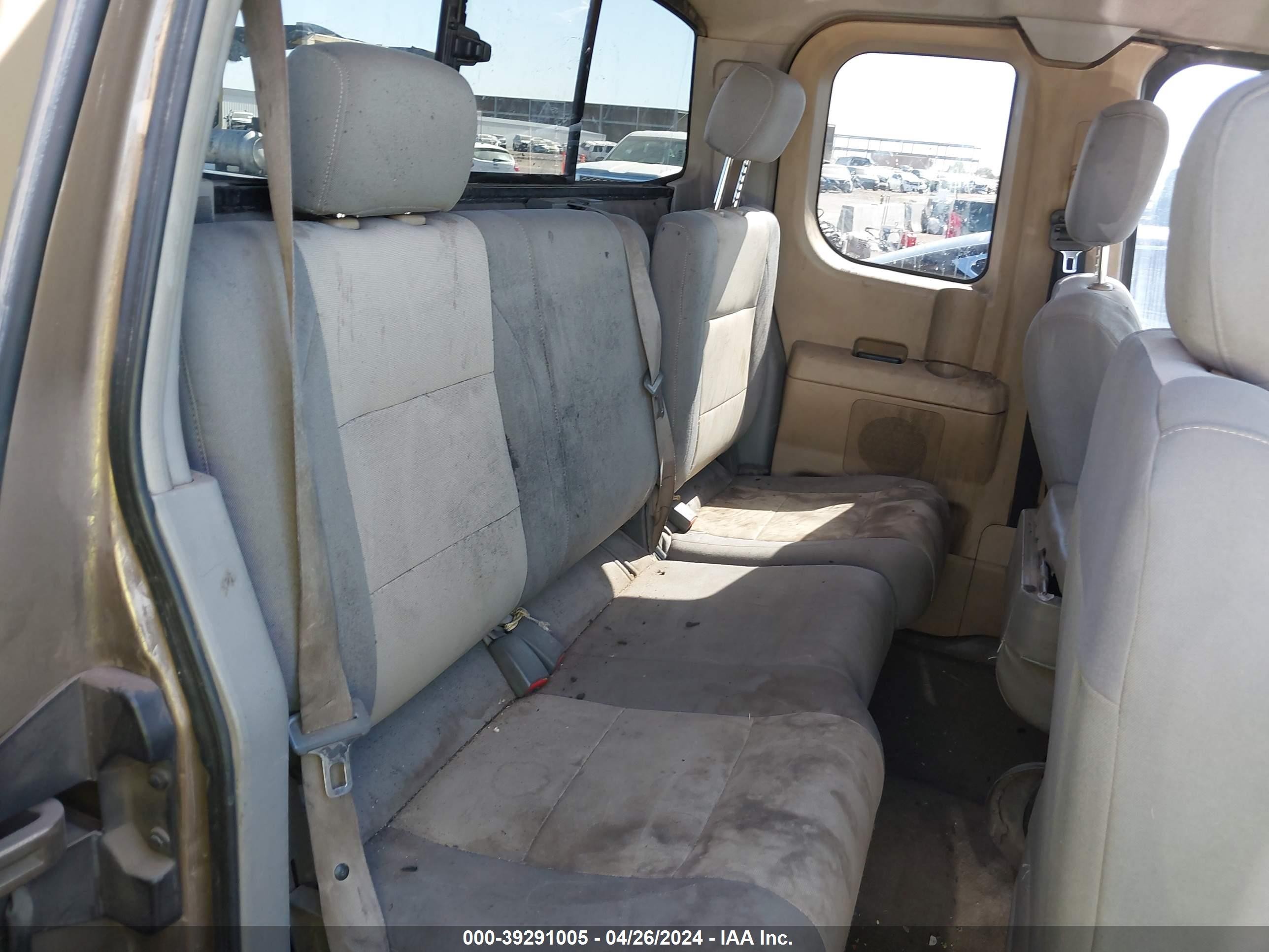 Photo 7 VIN: 1N6AA06A94N524495 - NISSAN TITAN 