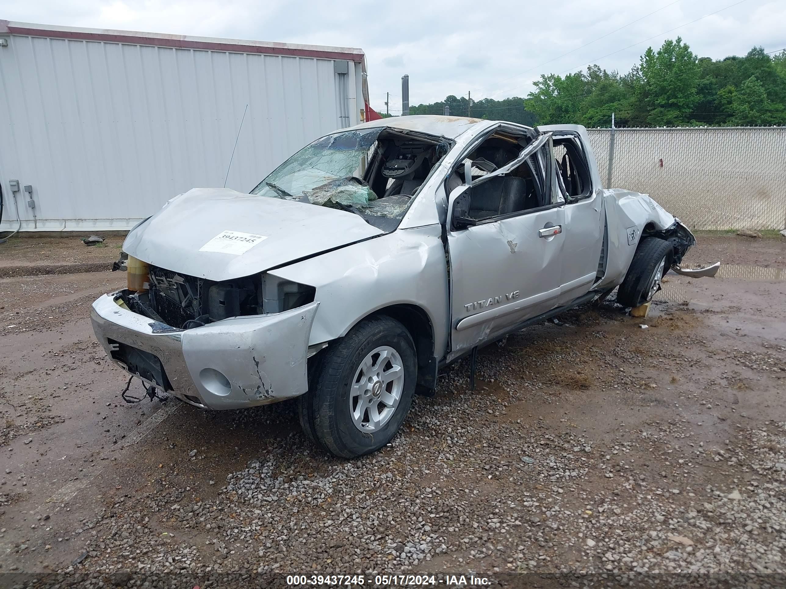 Photo 1 VIN: 1N6AA06B15N505126 - NISSAN TITAN 