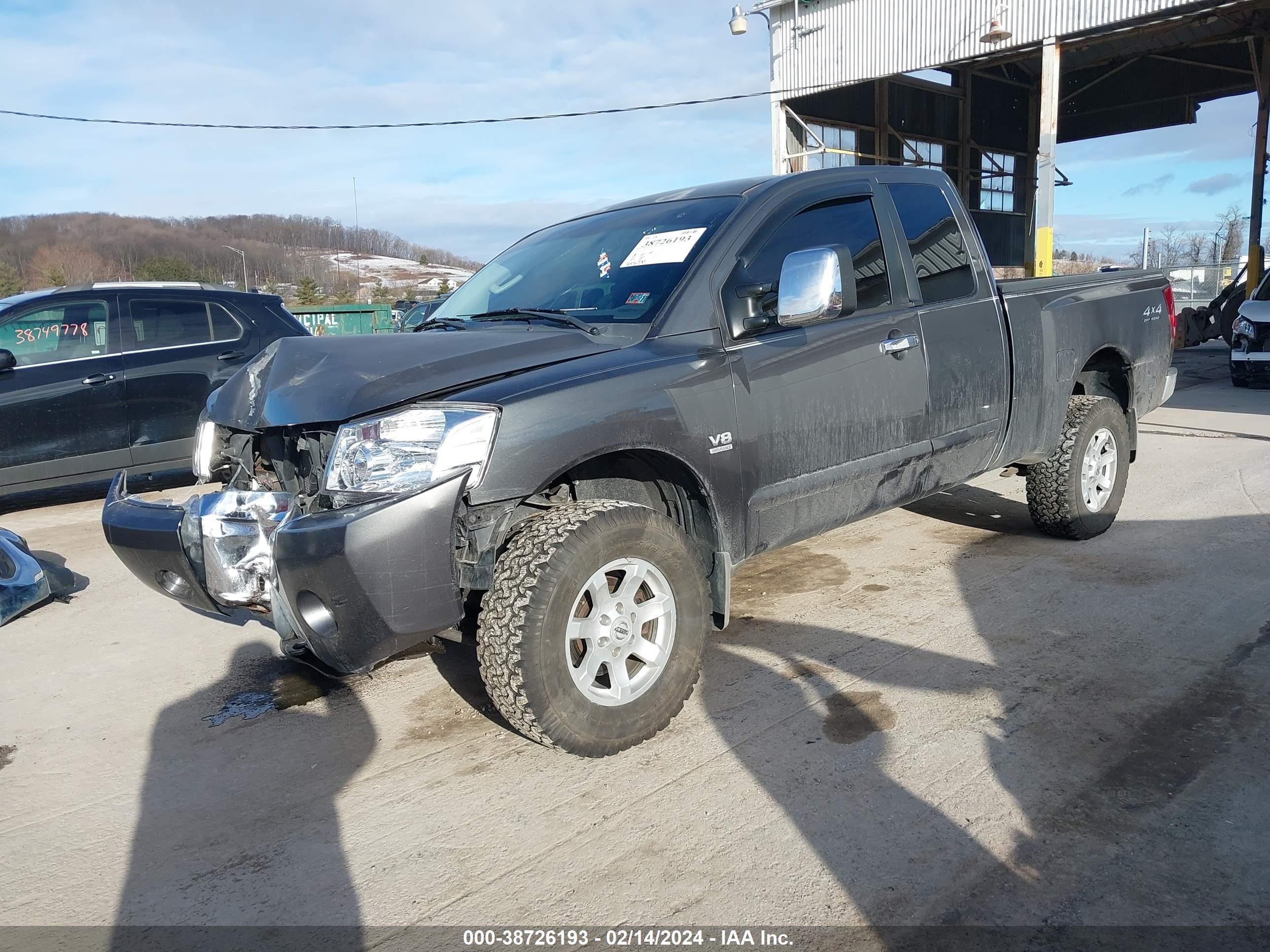 Photo 1 VIN: 1N6AA06B64N556023 - NISSAN TITAN 