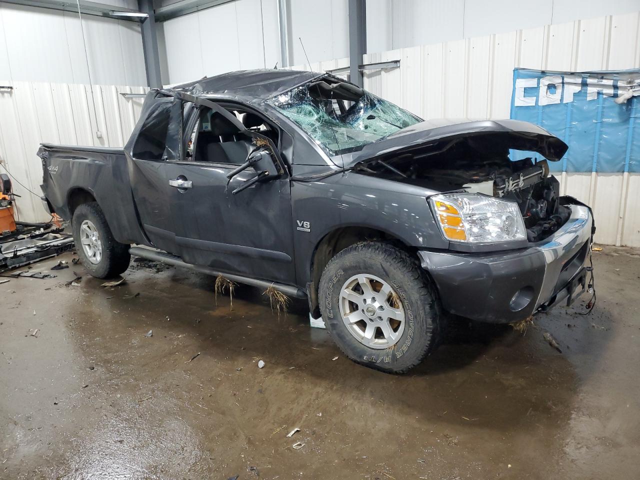 Photo 3 VIN: 1N6AA06B74N572960 - NISSAN TITAN 