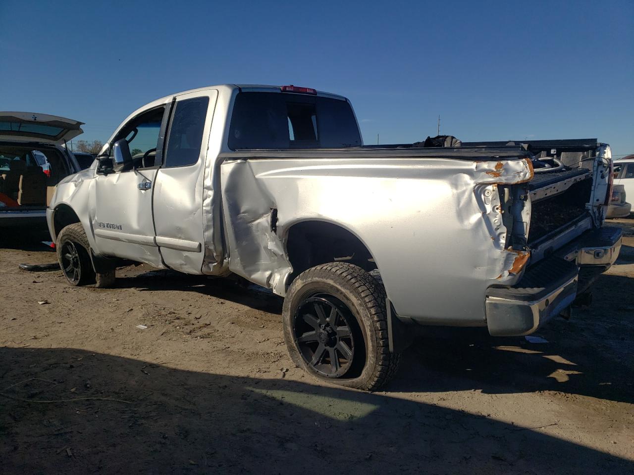 Photo 1 VIN: 1N6AA06B85N525647 - NISSAN TITAN 