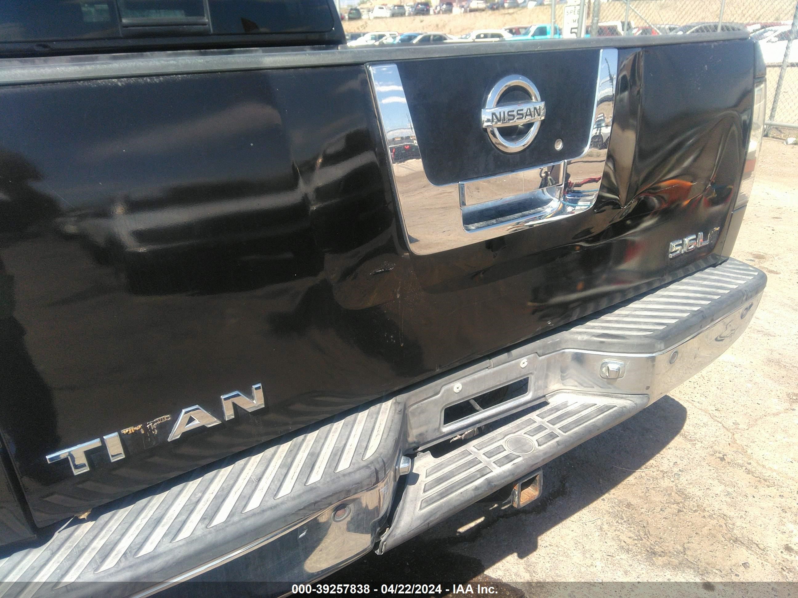 Photo 11 VIN: 1N6AA06BX5N572307 - NISSAN TITAN 