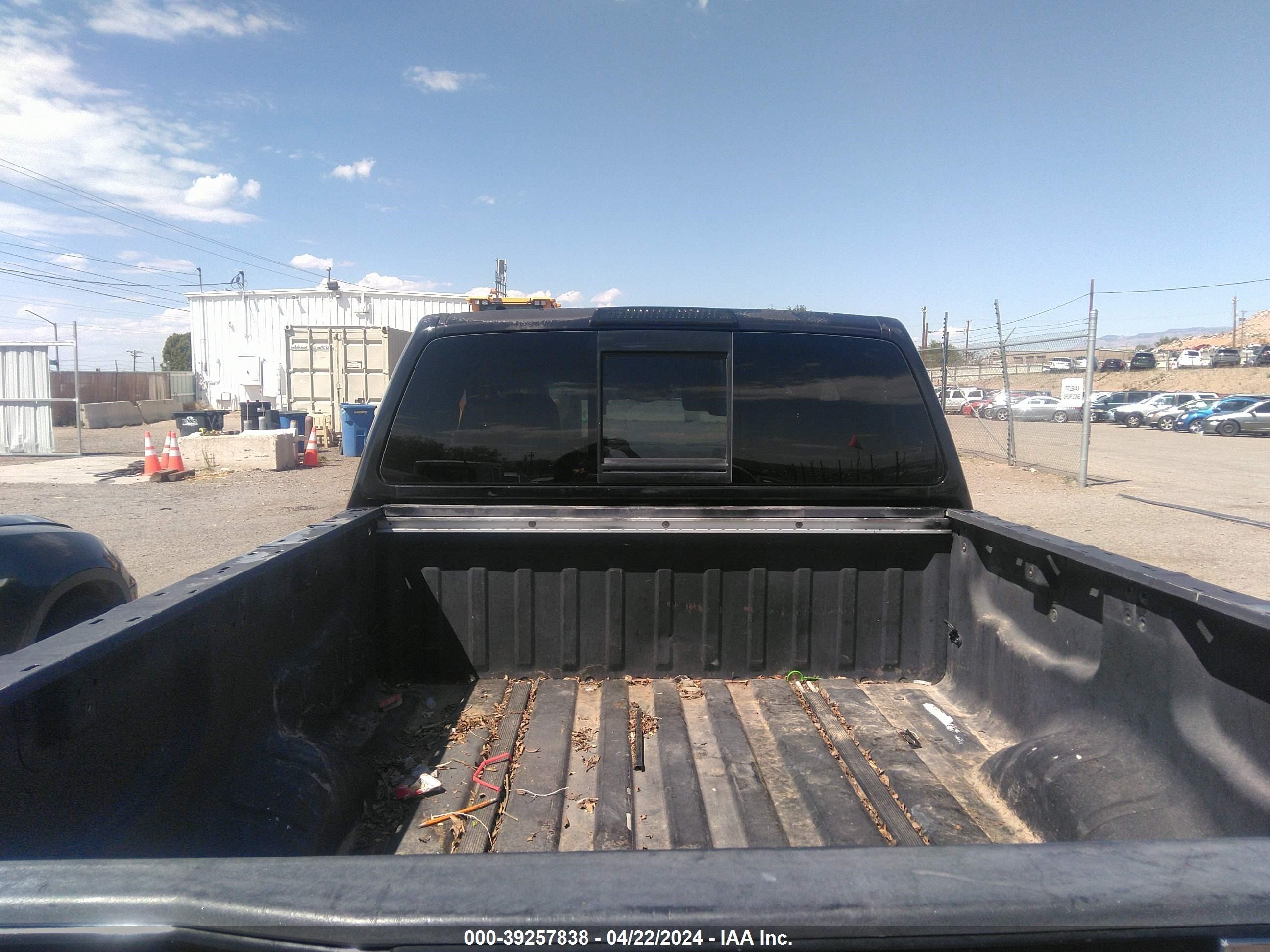 Photo 7 VIN: 1N6AA06BX5N572307 - NISSAN TITAN 