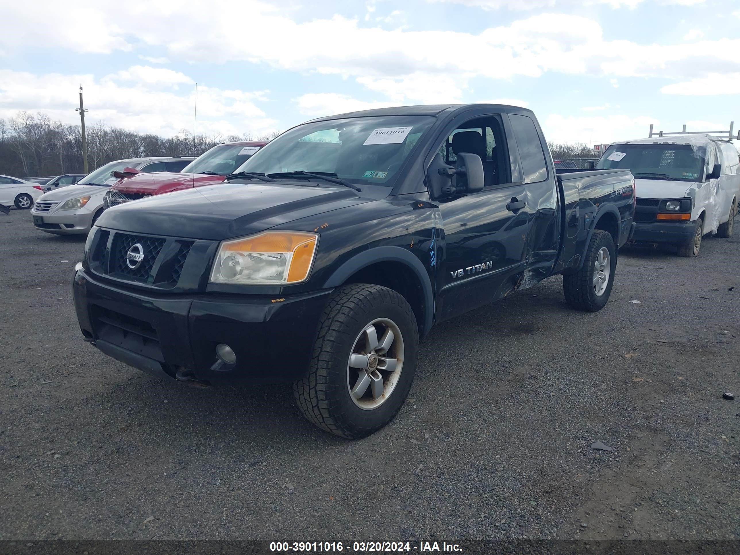 Photo 1 VIN: 1N6AA06C88N313490 - NISSAN TITAN 