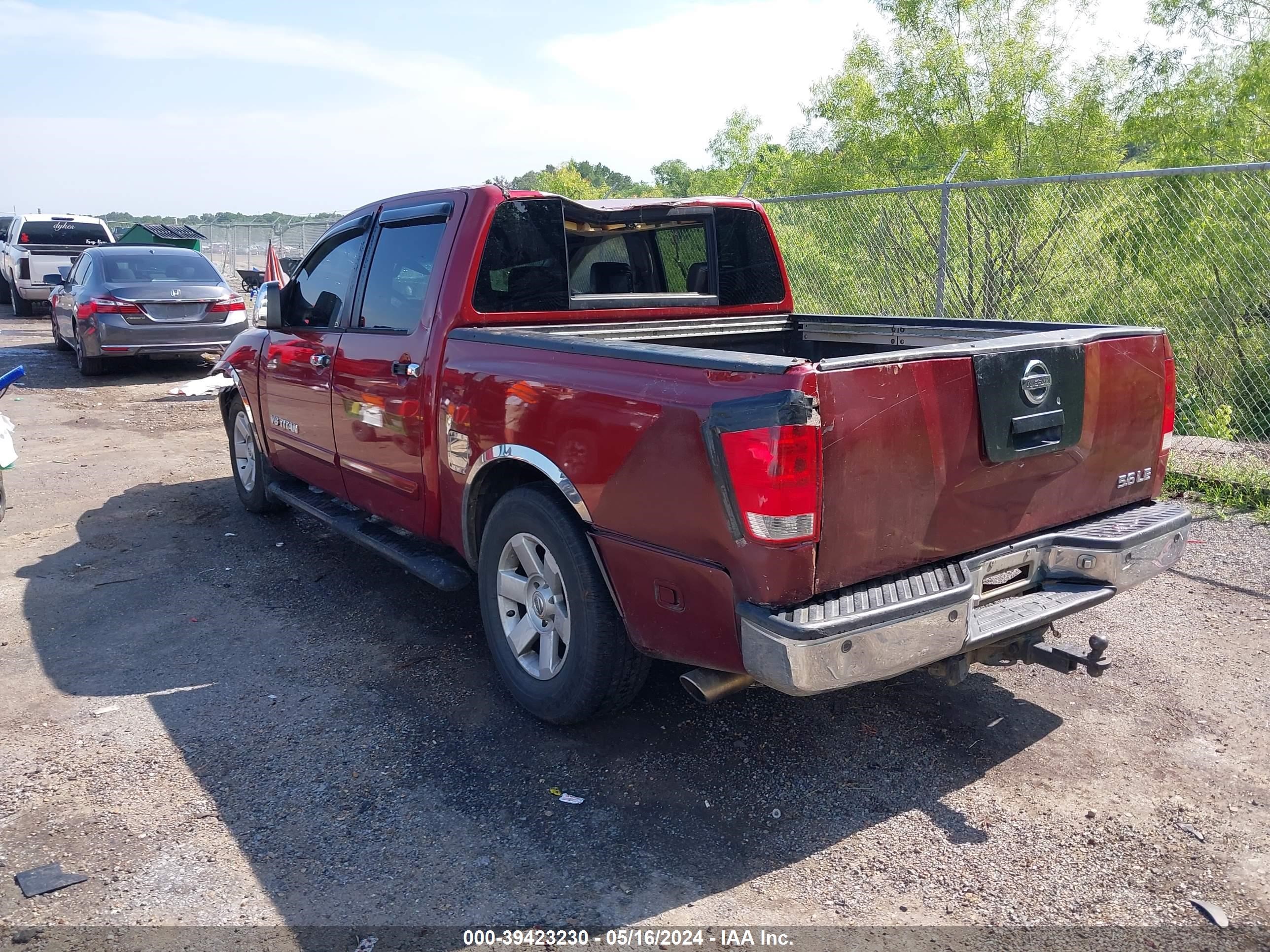 Photo 2 VIN: 1N6AA07A05N515961 - NISSAN TITAN 