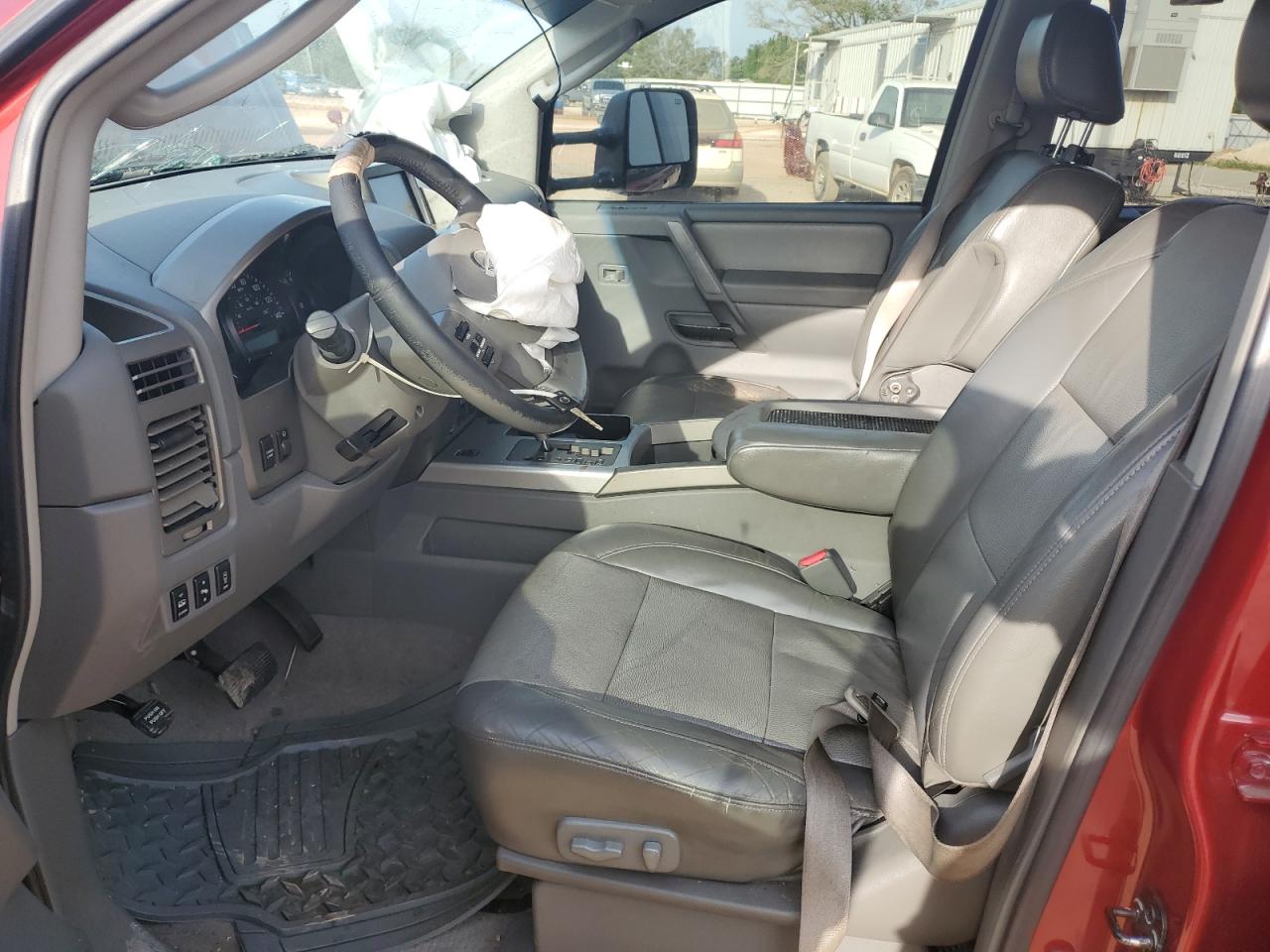 Photo 6 VIN: 1N6AA07A05N528953 - NISSAN TITAN 