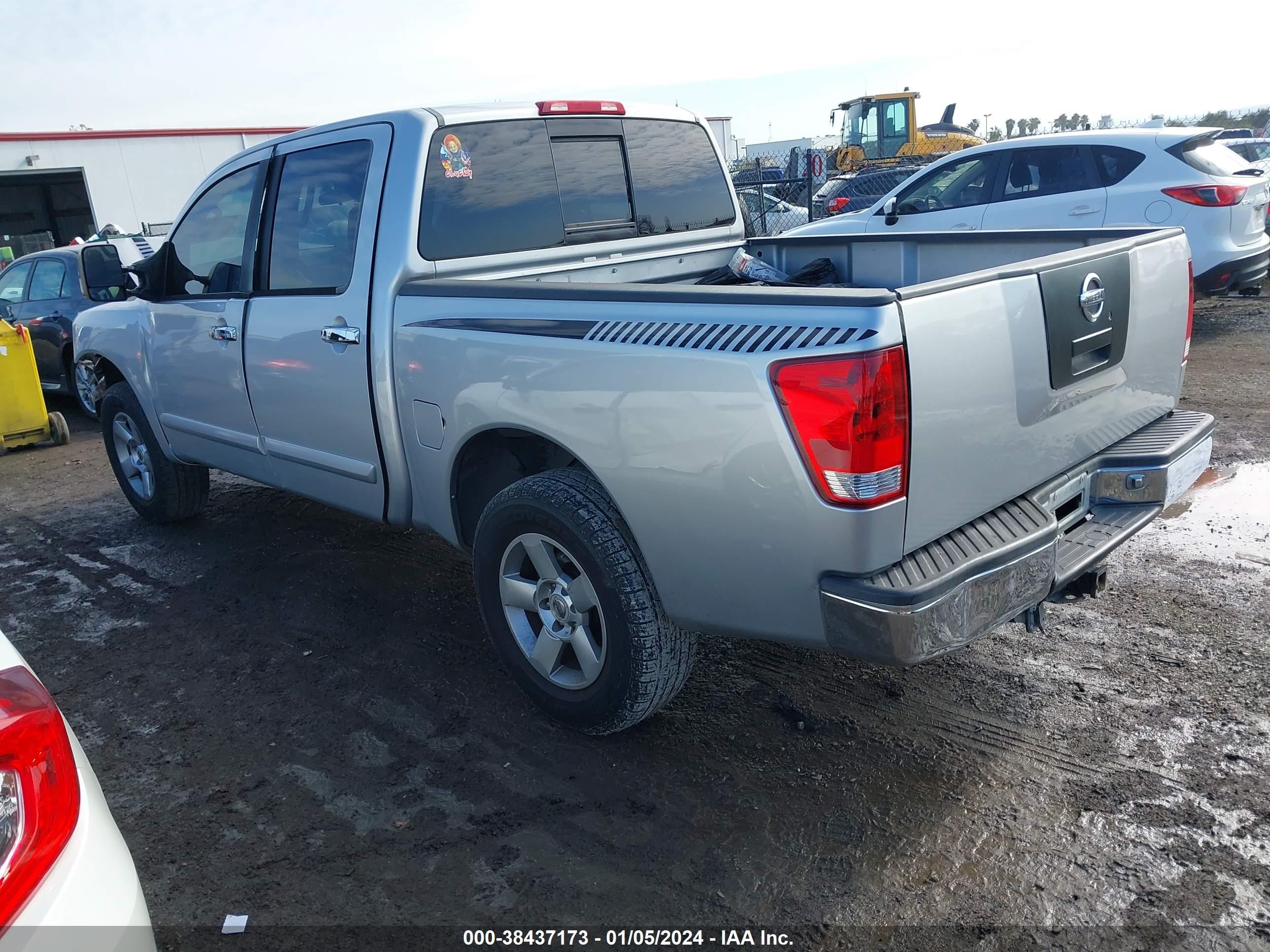 Photo 2 VIN: 1N6AA07A34N537371 - NISSAN TITAN 