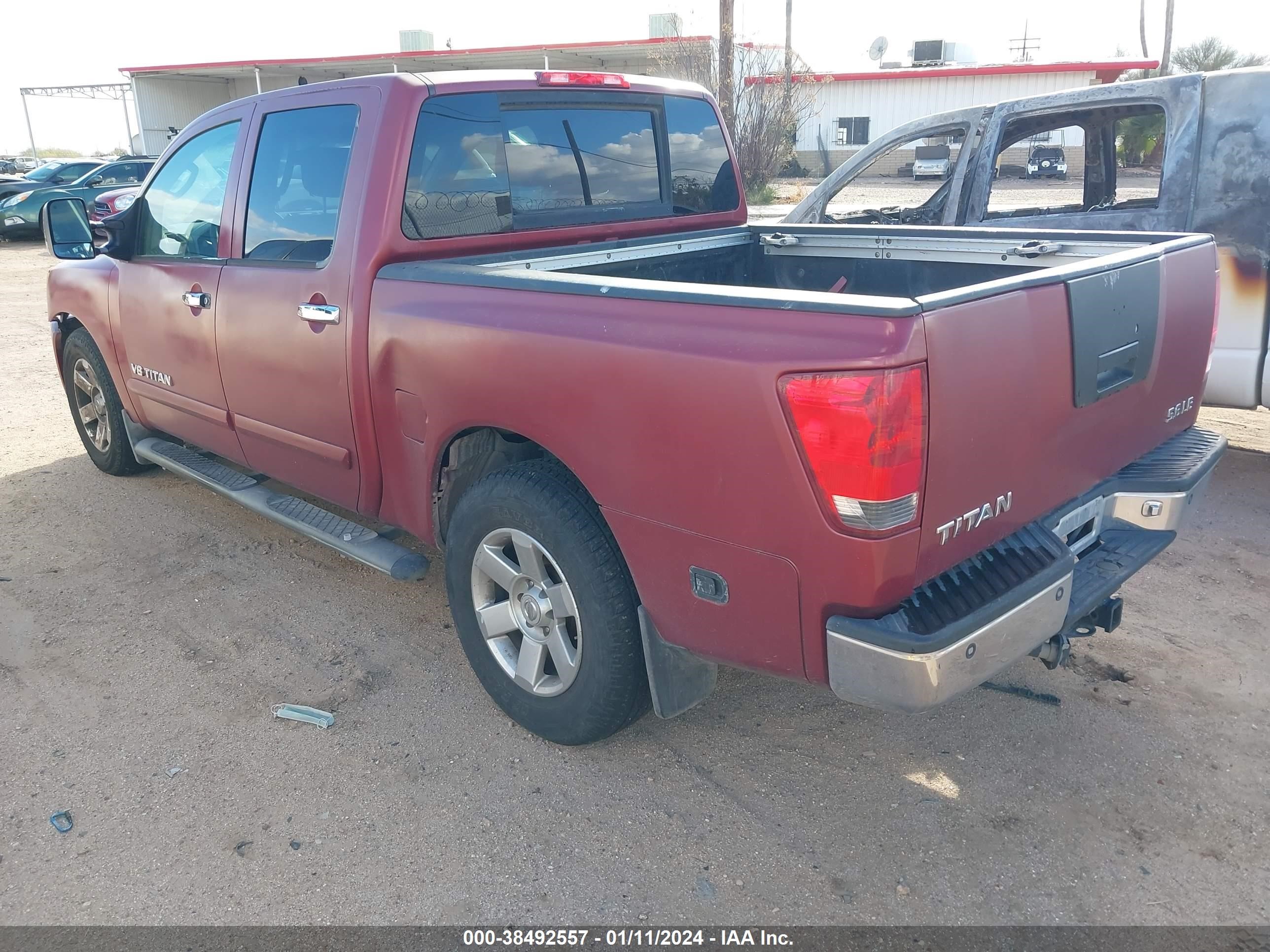 Photo 2 VIN: 1N6AA07A46N566011 - NISSAN TITAN 