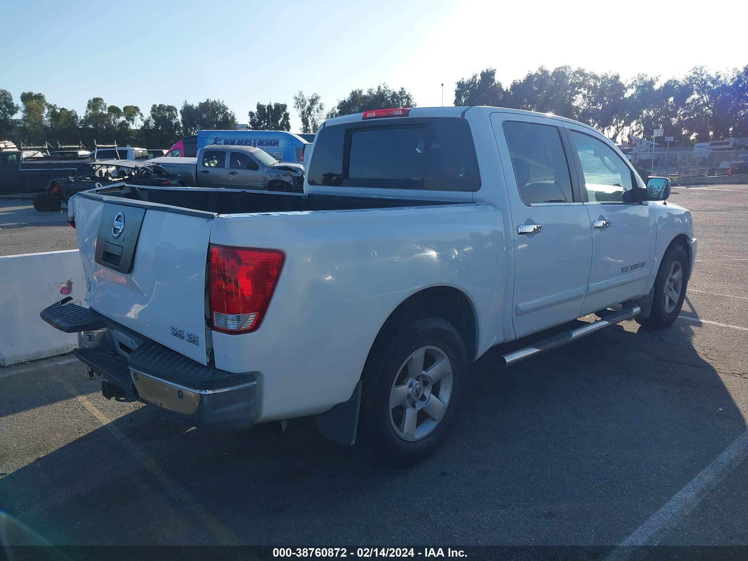 Photo 3 VIN: 1N6AA07A55N568865 - NISSAN TITAN 