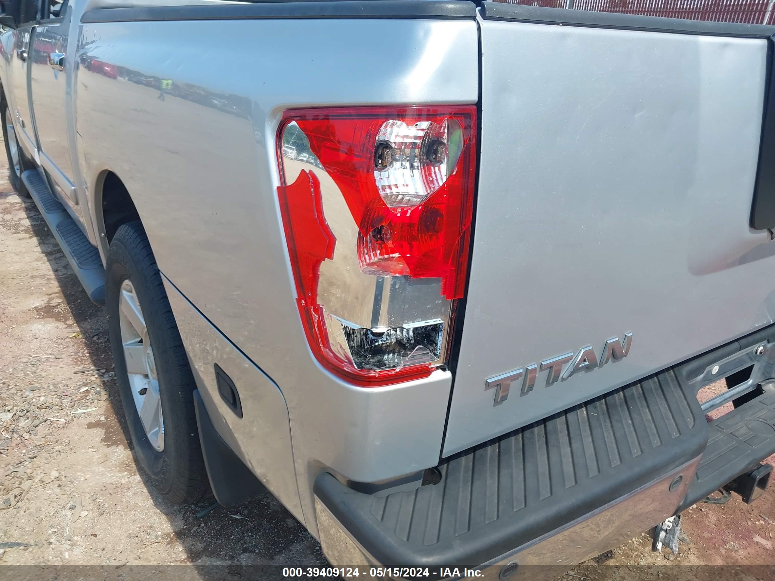 Photo 18 VIN: 1N6AA07A65N546955 - NISSAN TITAN 