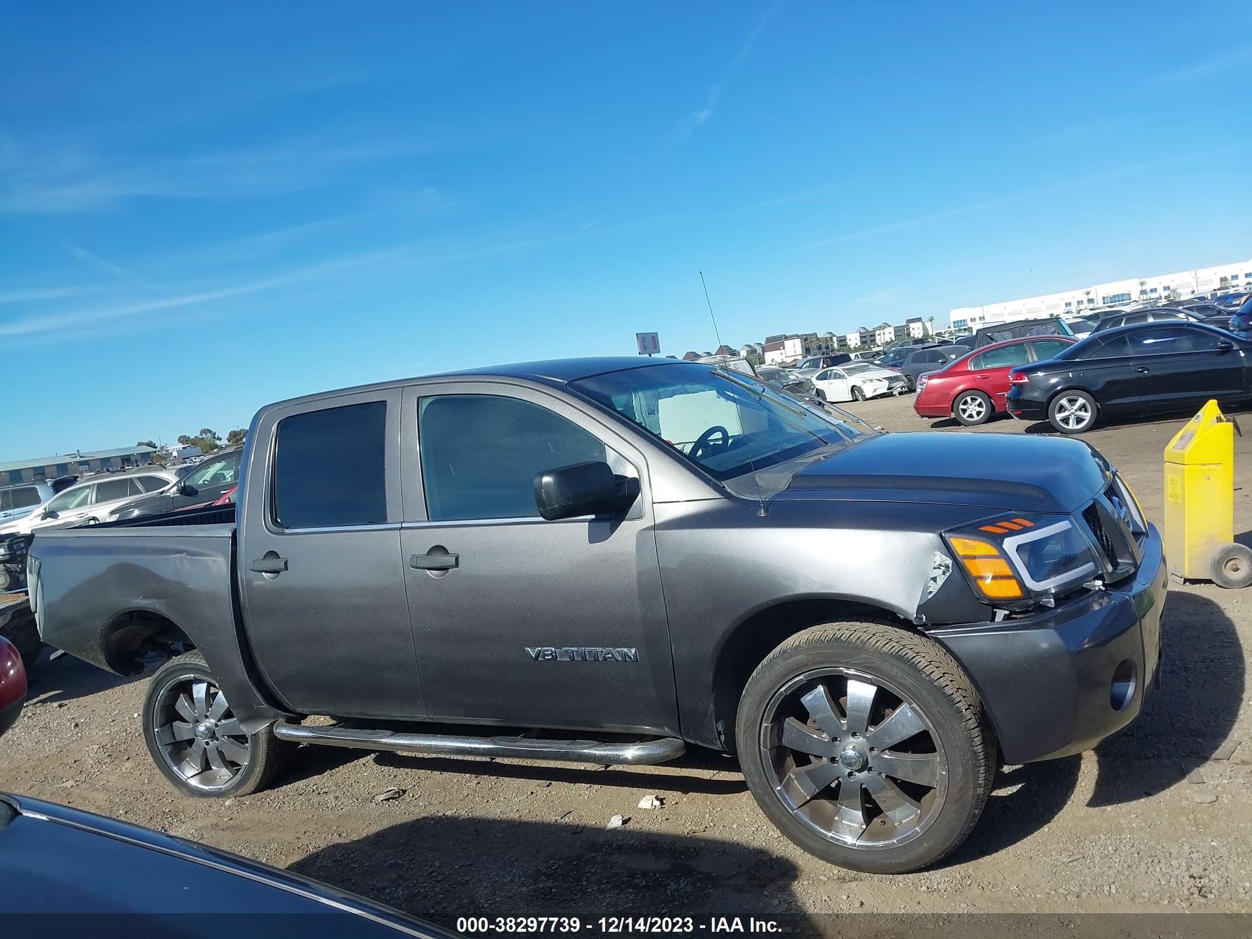 Photo 12 VIN: 1N6AA07A96N553528 - NISSAN TITAN 