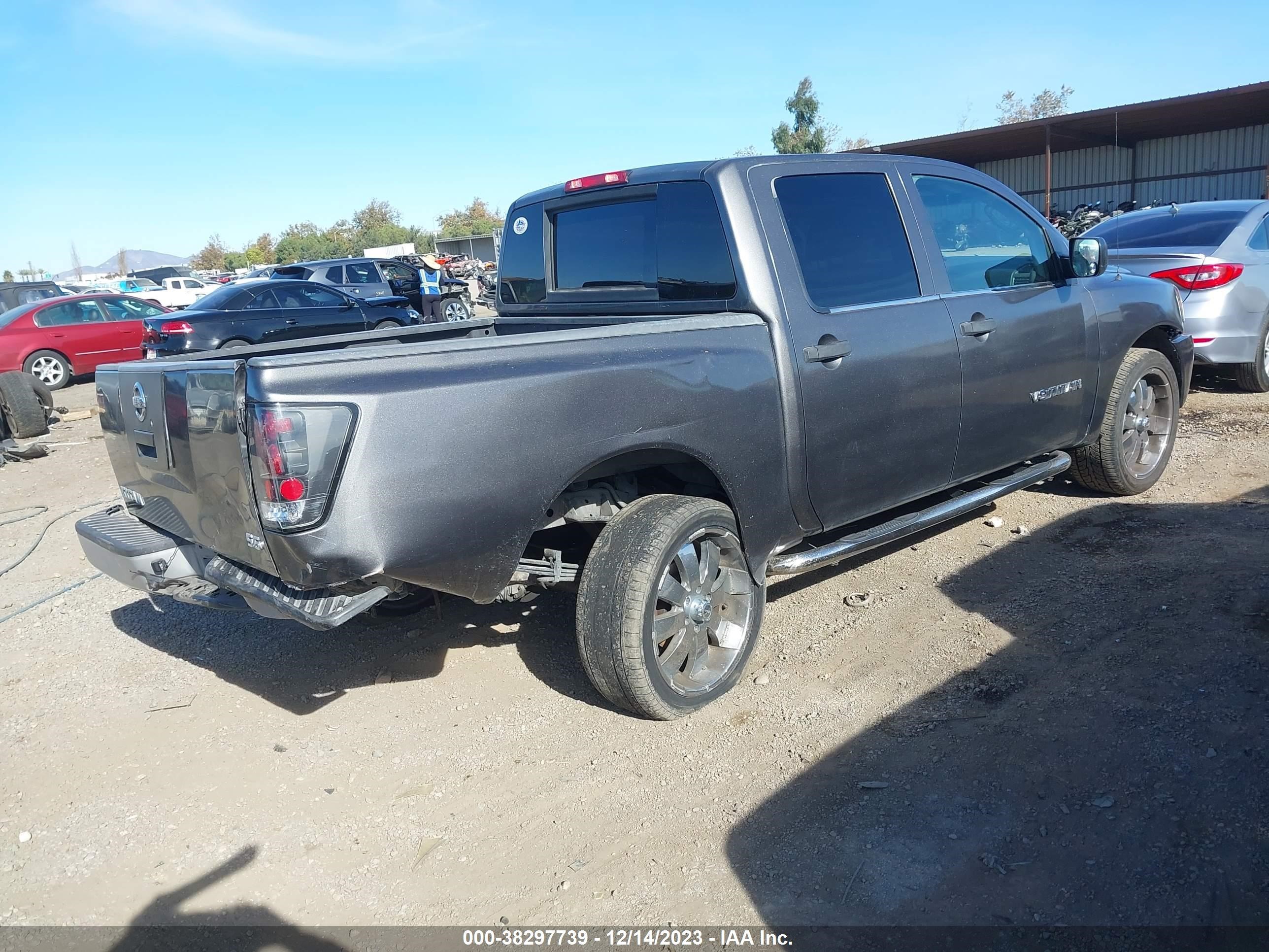 Photo 3 VIN: 1N6AA07A96N553528 - NISSAN TITAN 