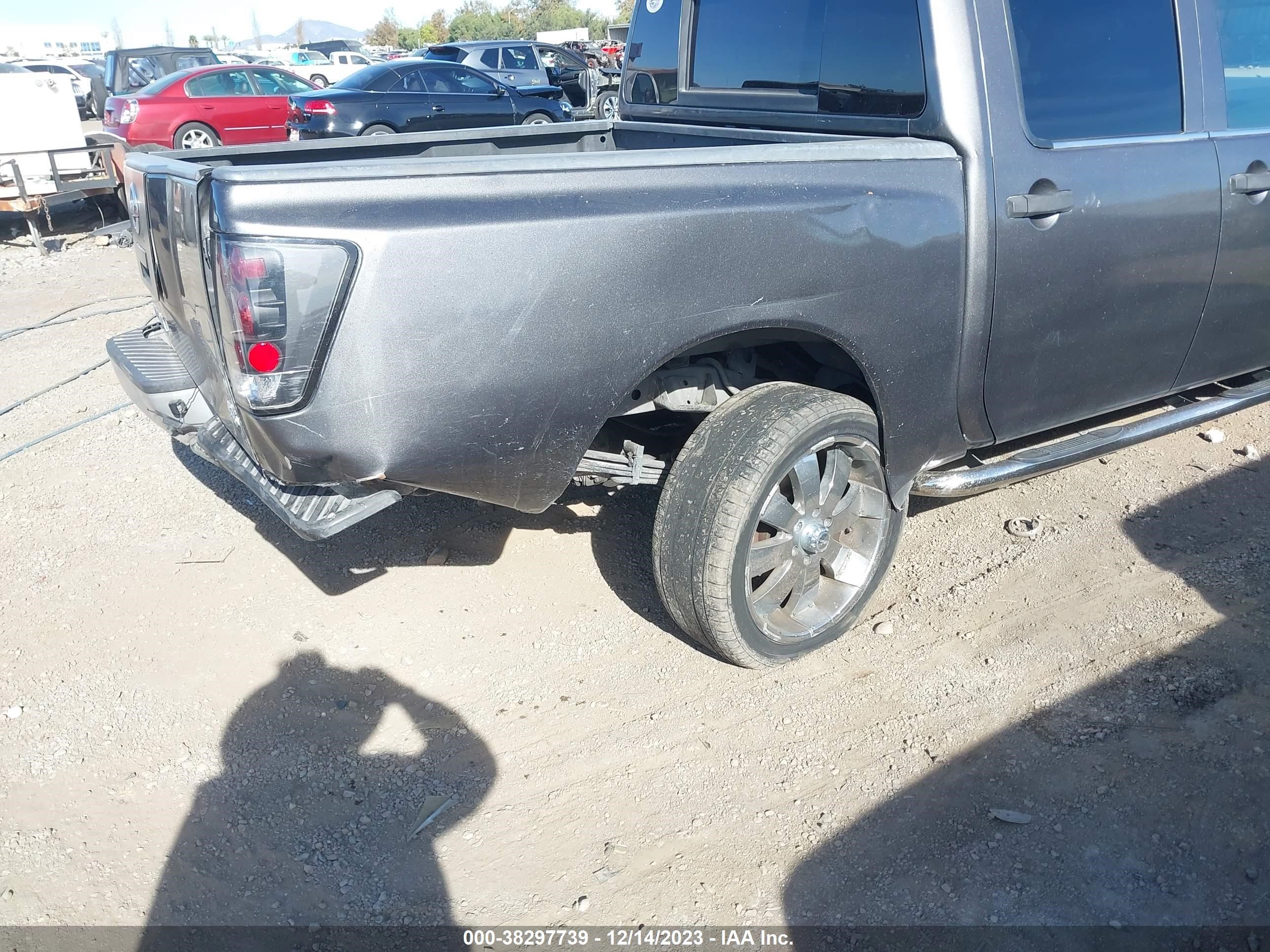 Photo 5 VIN: 1N6AA07A96N553528 - NISSAN TITAN 