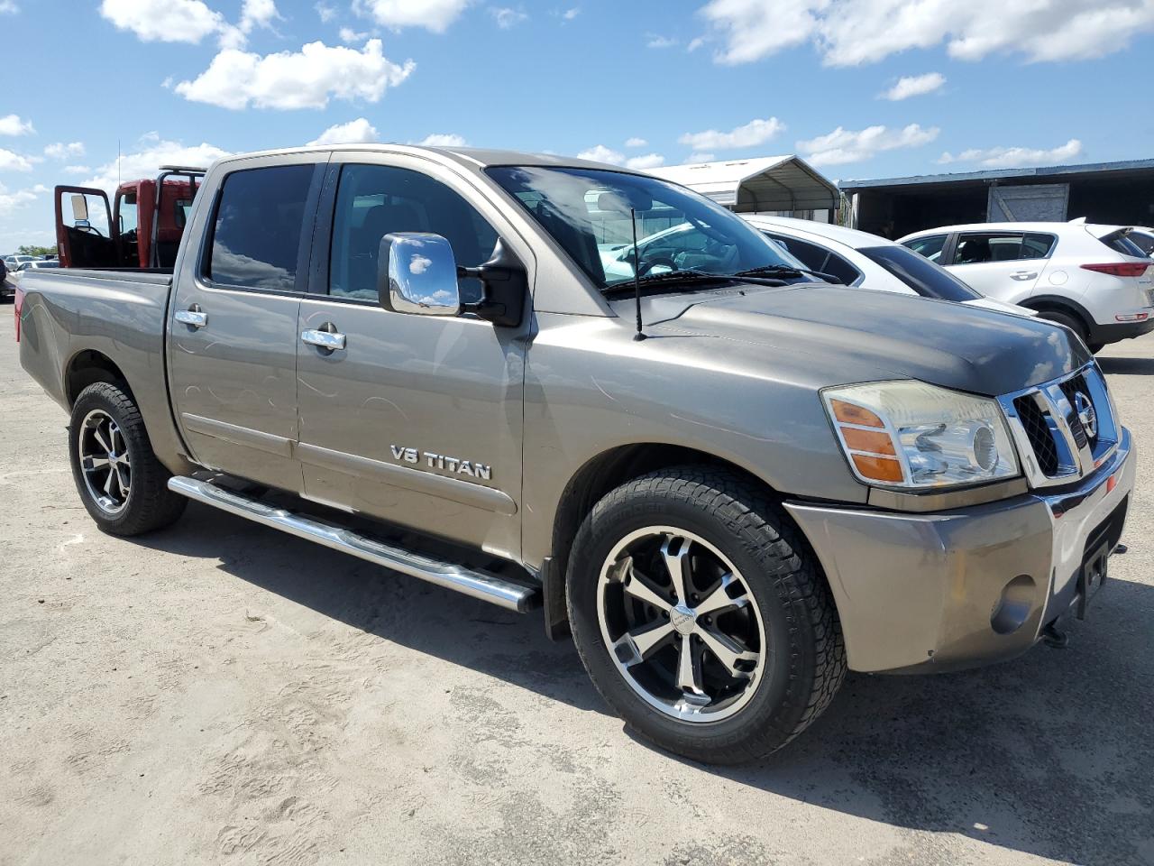 Photo 3 VIN: 1N6AA07AX7N208896 - NISSAN TITAN 