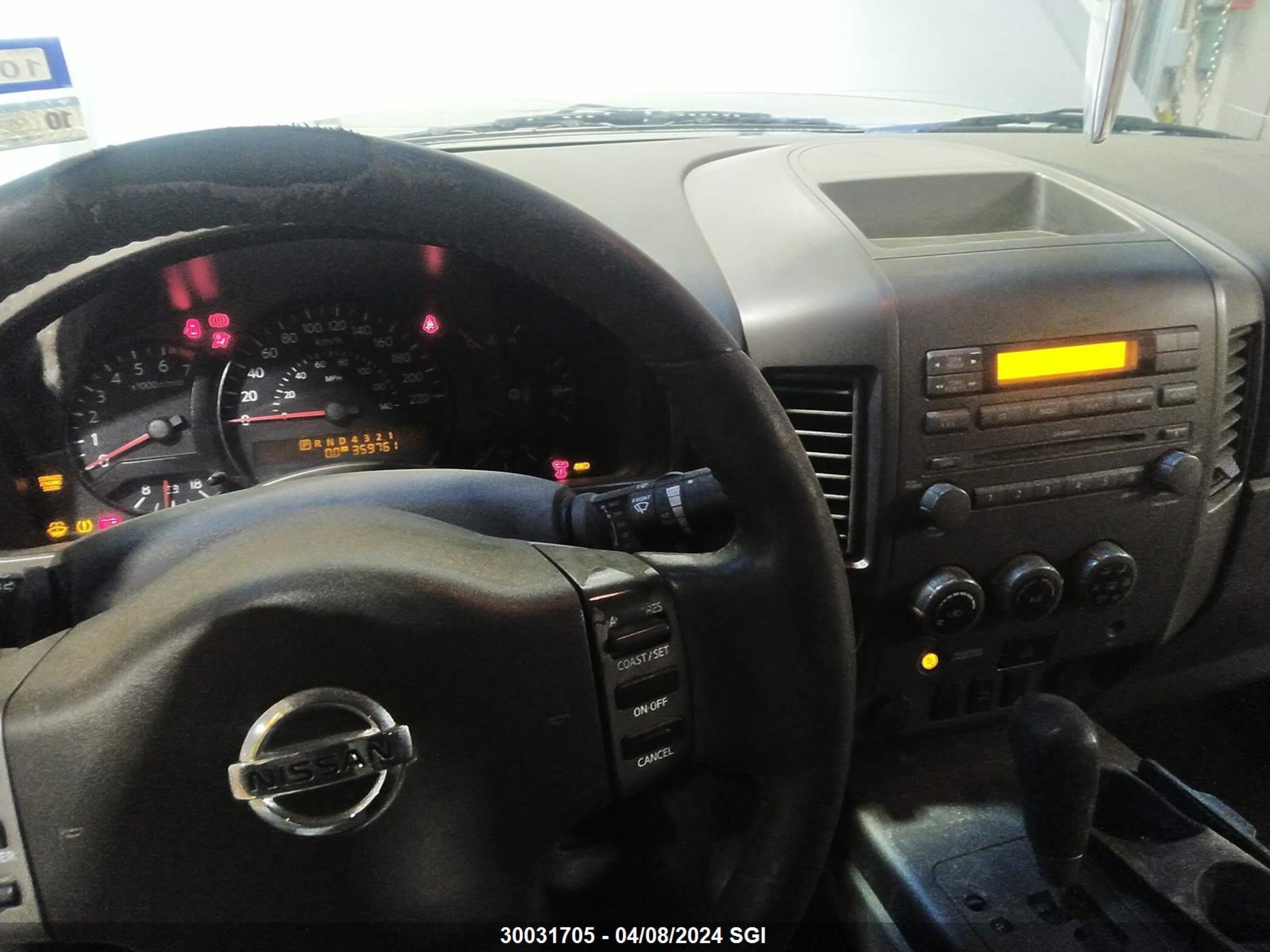 Photo 6 VIN: 1N6AA07B15N517503 - NISSAN TITAN 