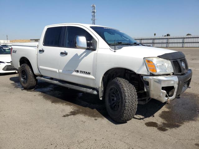 Photo 3 VIN: 1N6AA07B15N542269 - NISSAN TITAN 