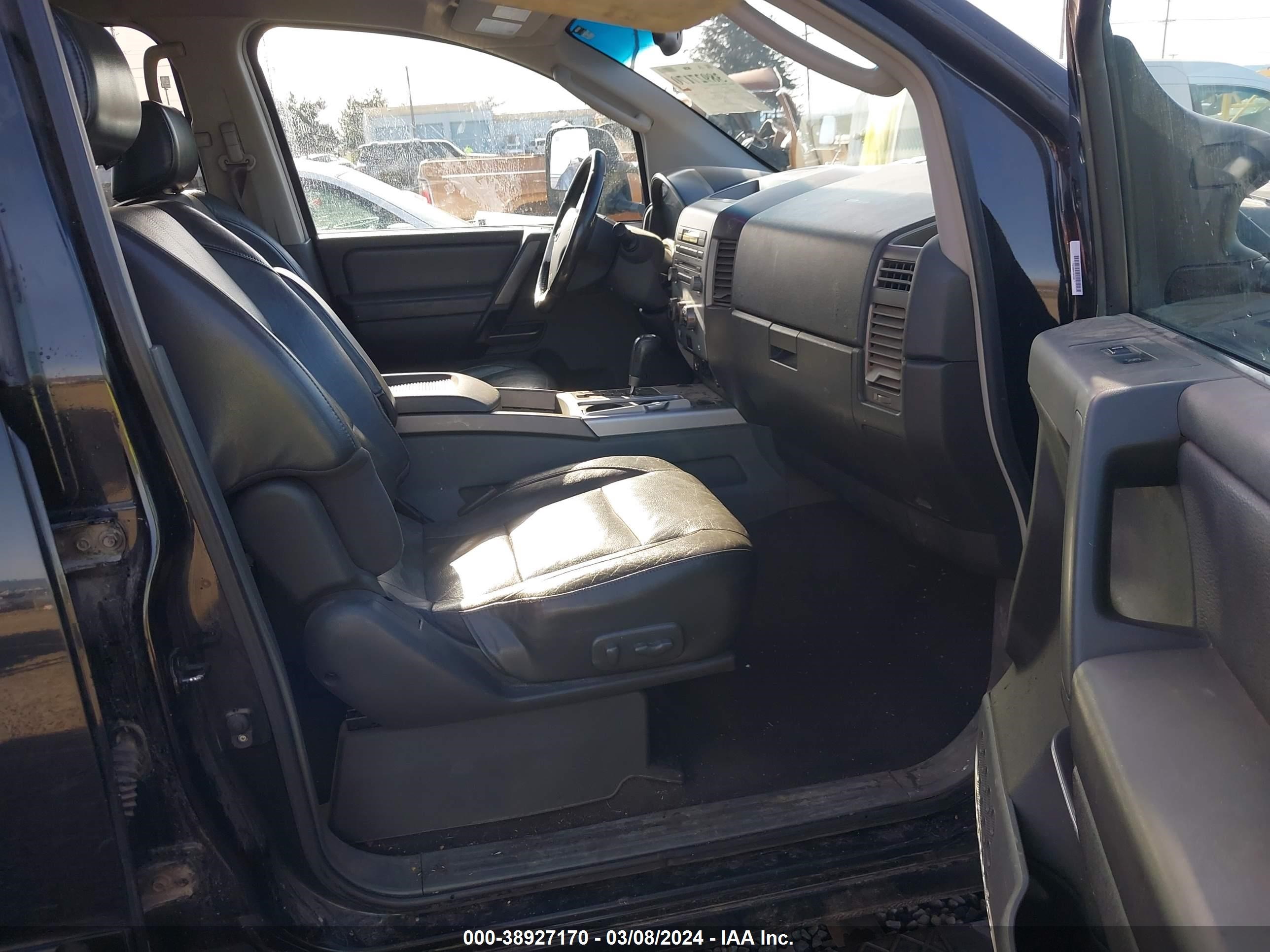 Photo 4 VIN: 1N6AA07B45N525482 - NISSAN TITAN 