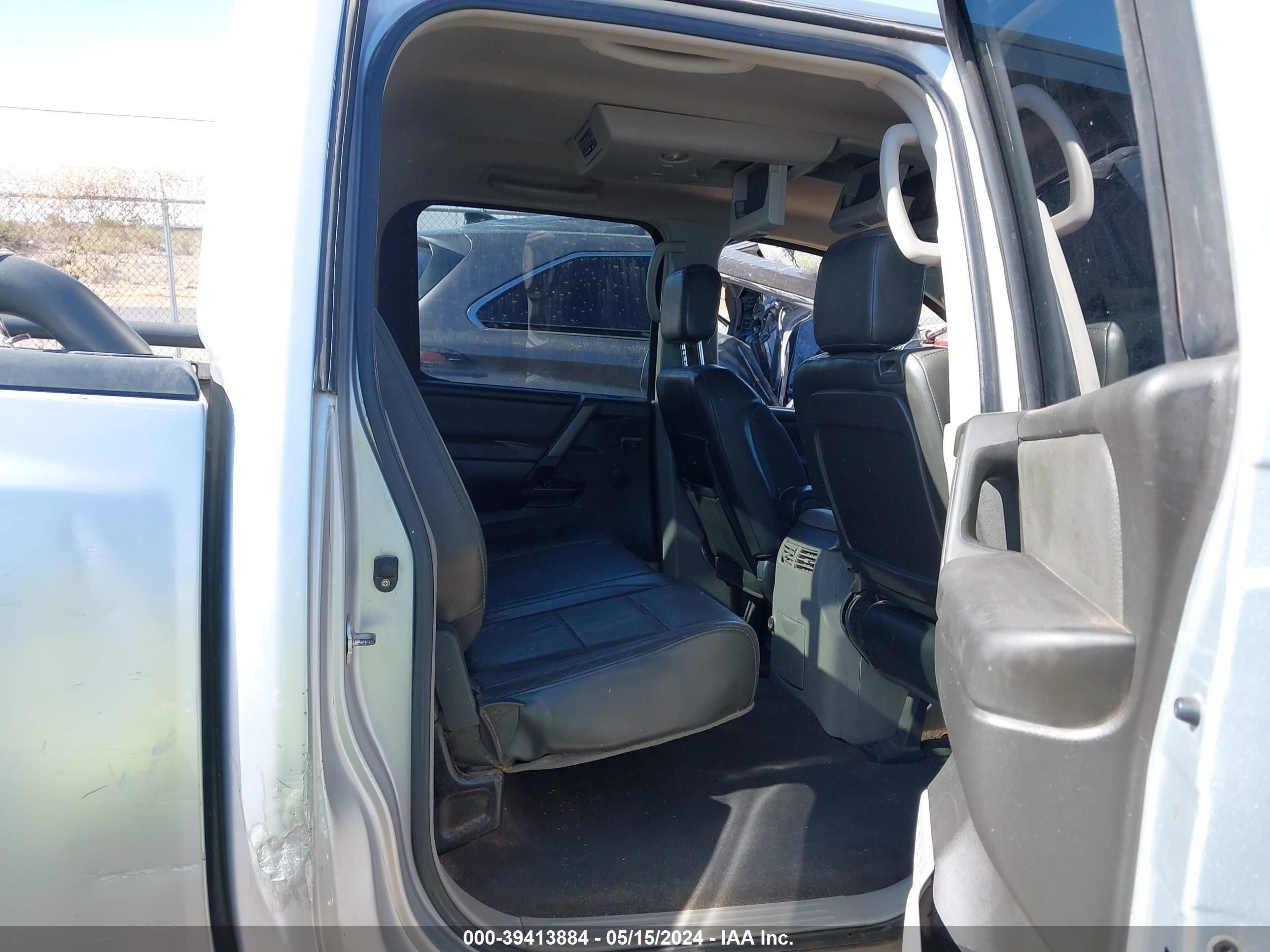 Photo 7 VIN: 1N6AA07B64N588338 - NISSAN TITAN 