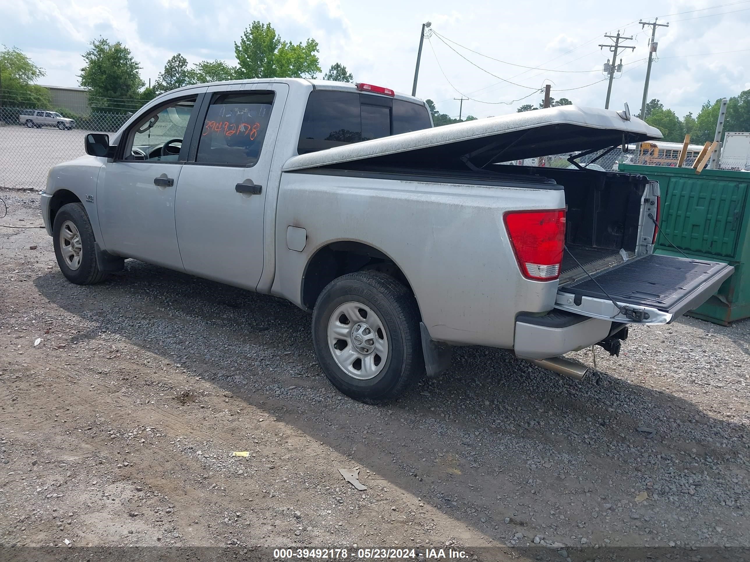 Photo 2 VIN: 1N6AA07B64N593409 - NISSAN TITAN 