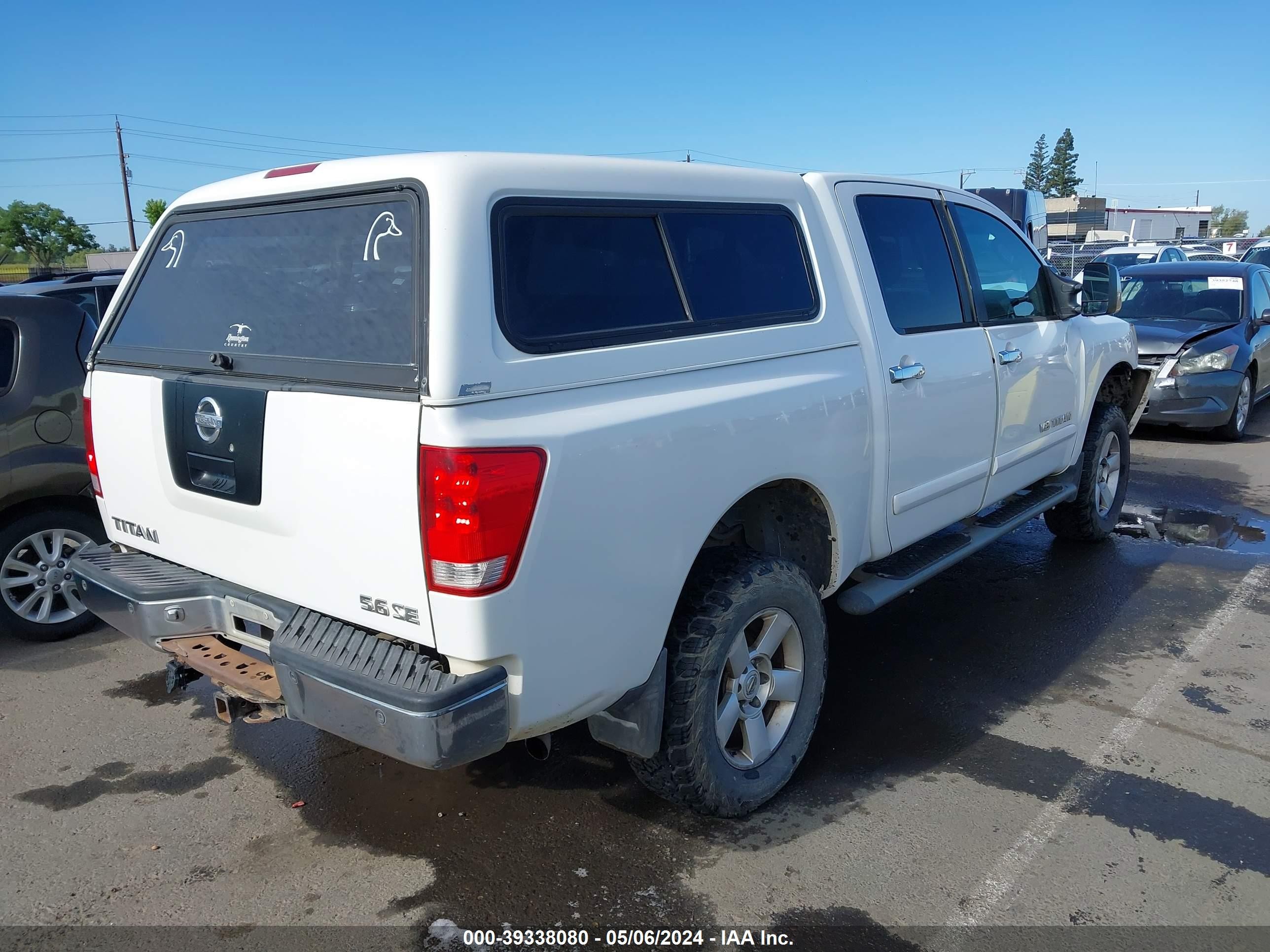 Photo 3 VIN: 1N6AA07B65N566011 - NISSAN TITAN 