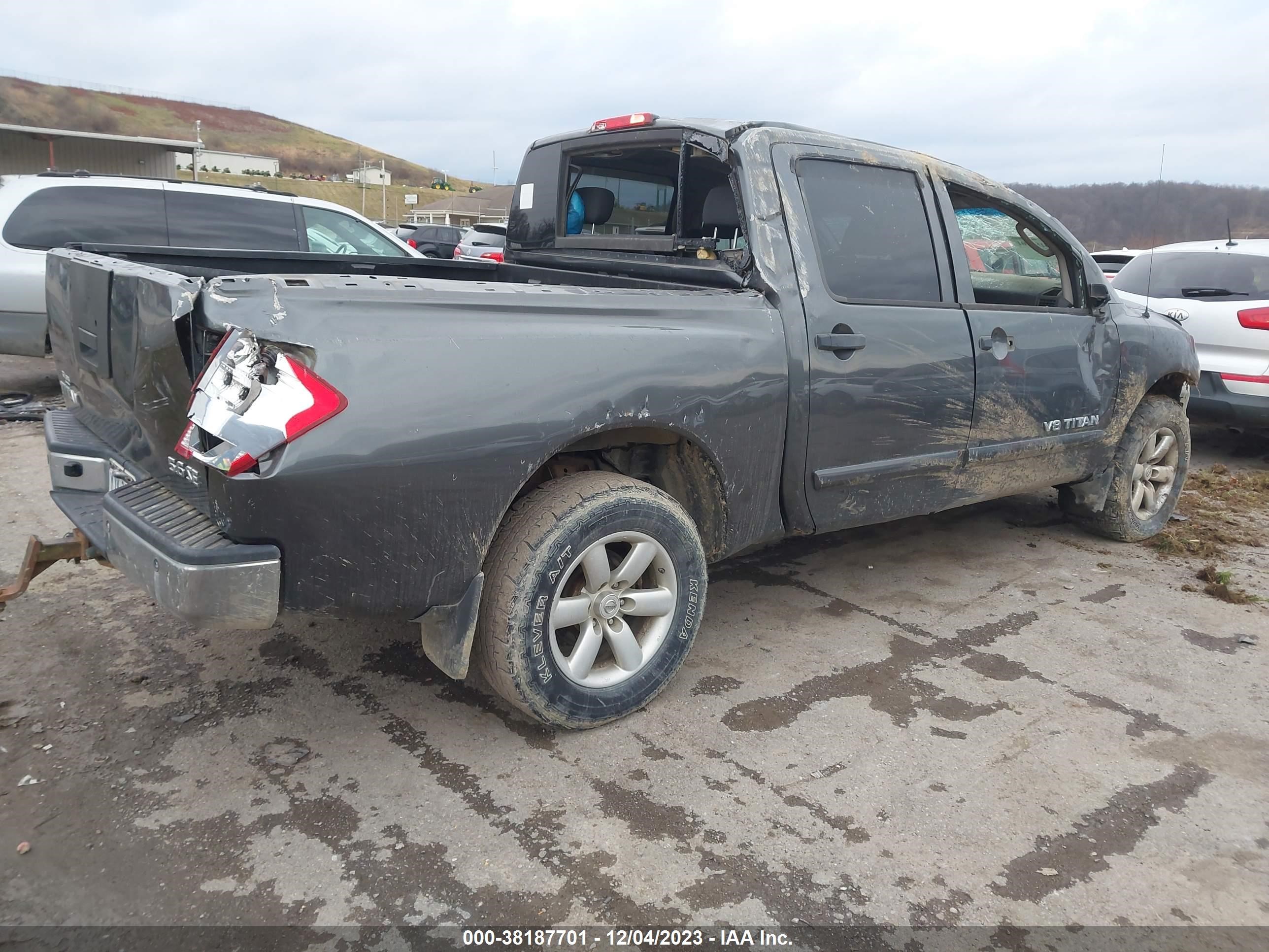 Photo 3 VIN: 1N6AA07C29N305871 - NISSAN TITAN 