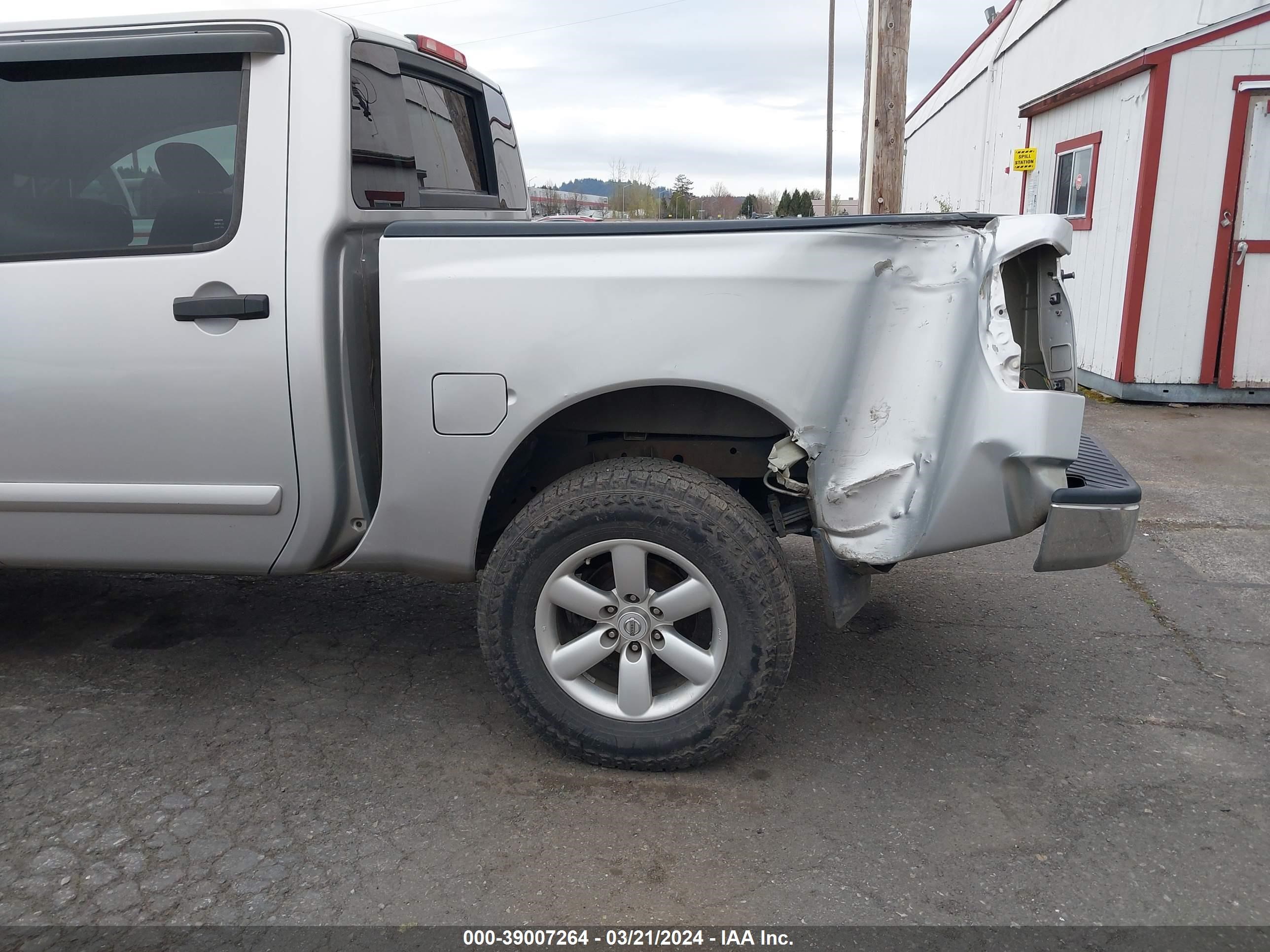 Photo 6 VIN: 1N6AA07C89N302196 - NISSAN TITAN 