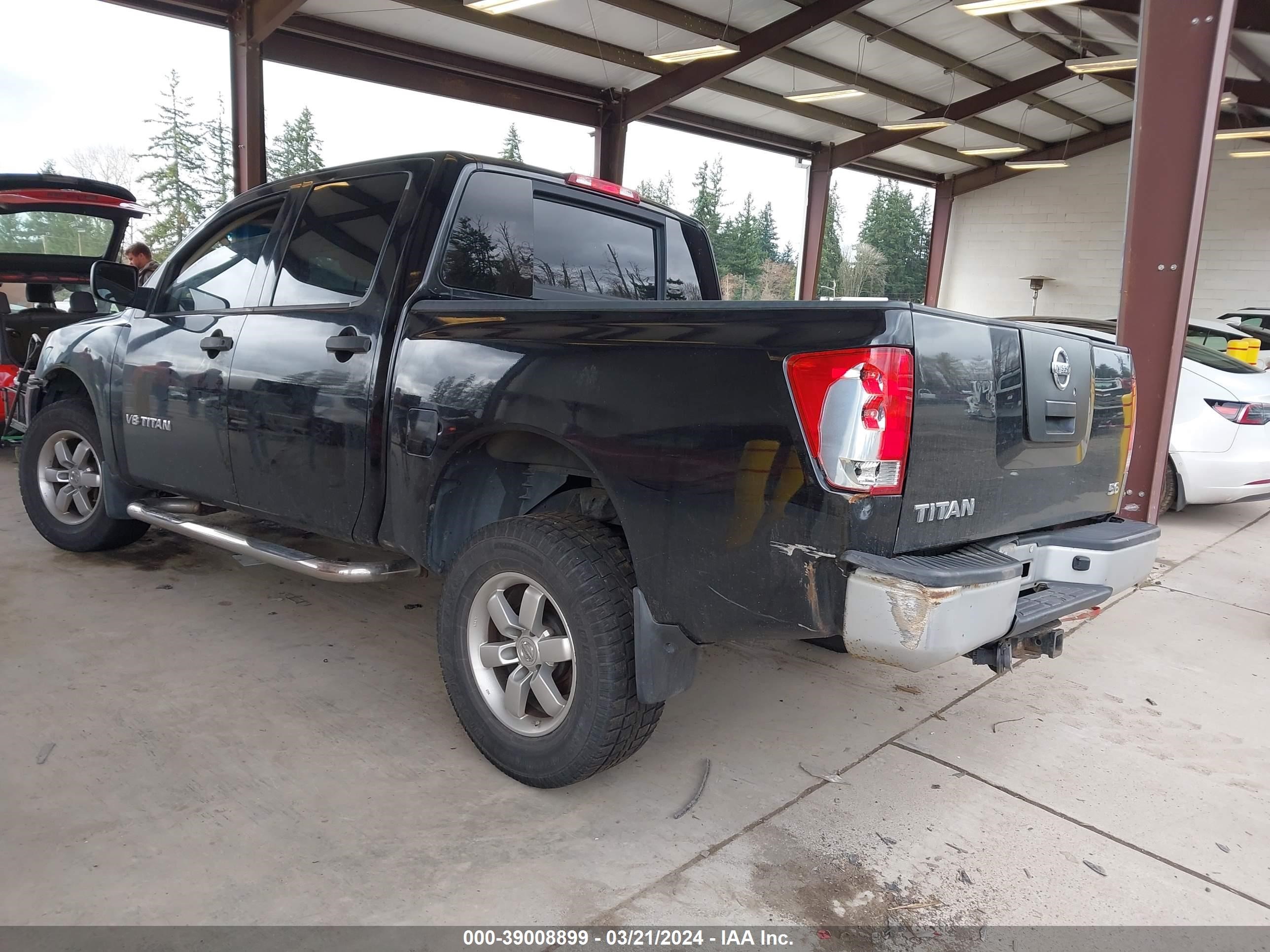 Photo 2 VIN: 1N6AA07CX8N308547 - NISSAN TITAN 