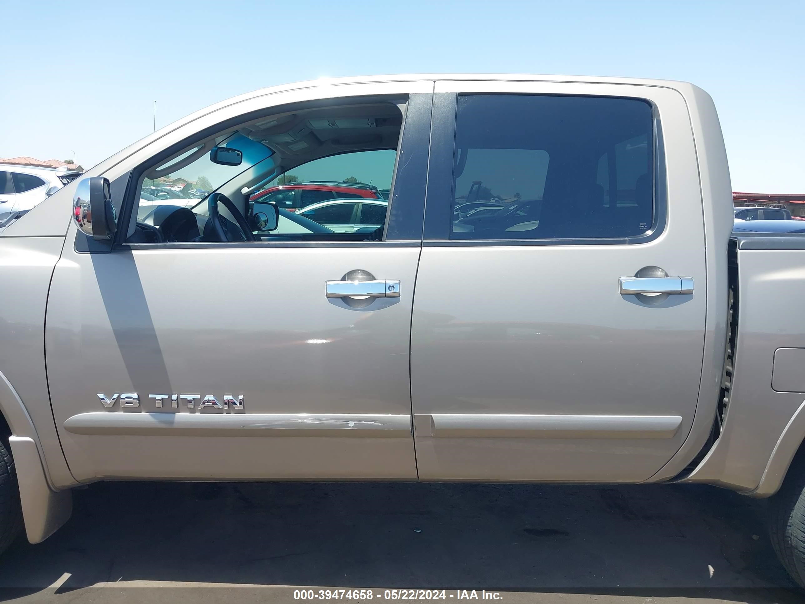 Photo 13 VIN: 1N6AA07CX9N310851 - NISSAN TITAN 