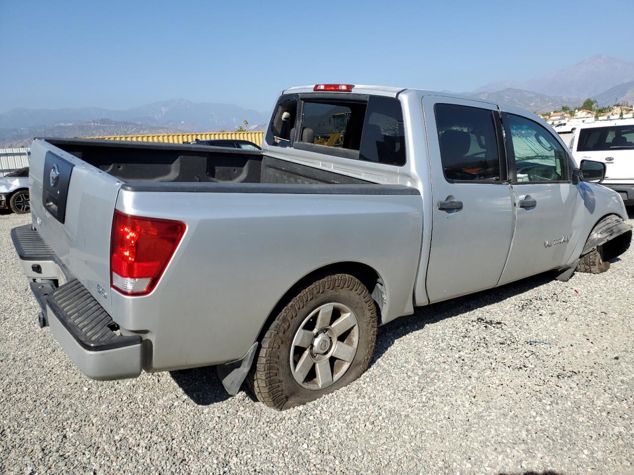 Photo 2 VIN: 1N6AA07D89N313160 - NISSAN TITAN 