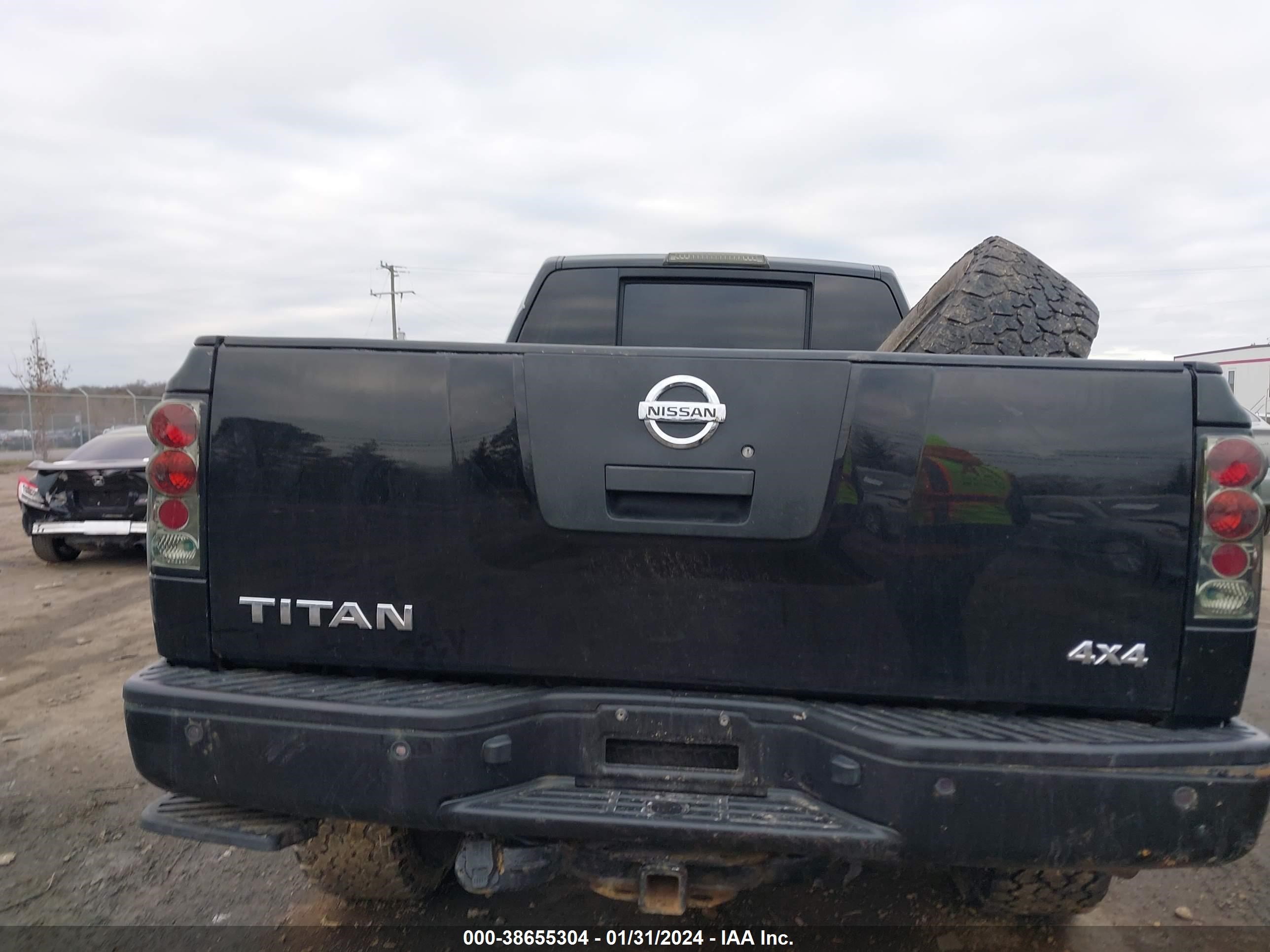 Photo 15 VIN: 1N6AA07F18N339213 - NISSAN TITAN 