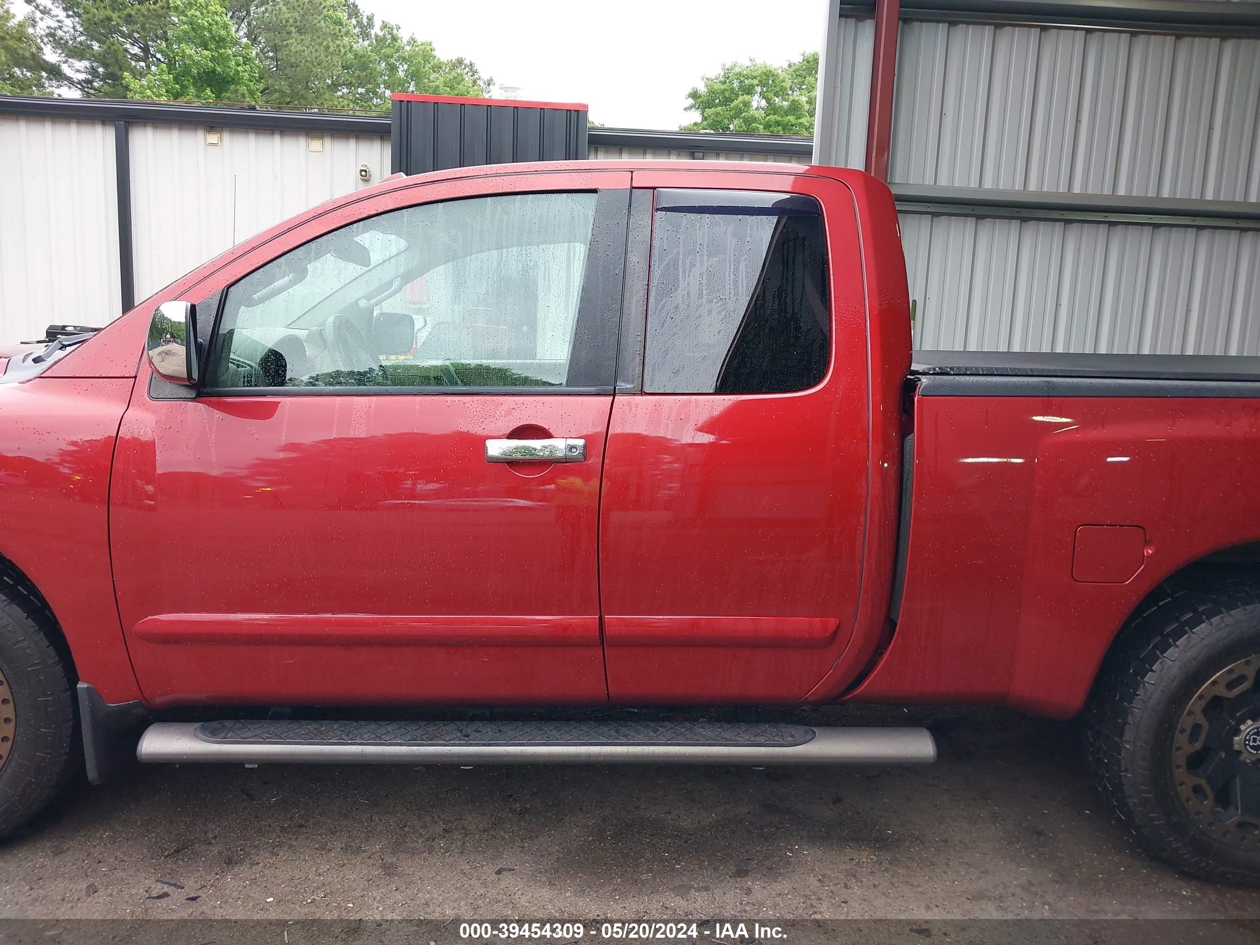 Photo 13 VIN: 1N6AA0CA4EN520229 - NISSAN TITAN 