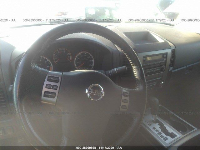 Photo 4 VIN: 1N6AA0CAXBN303117 - NISSAN TITAN 