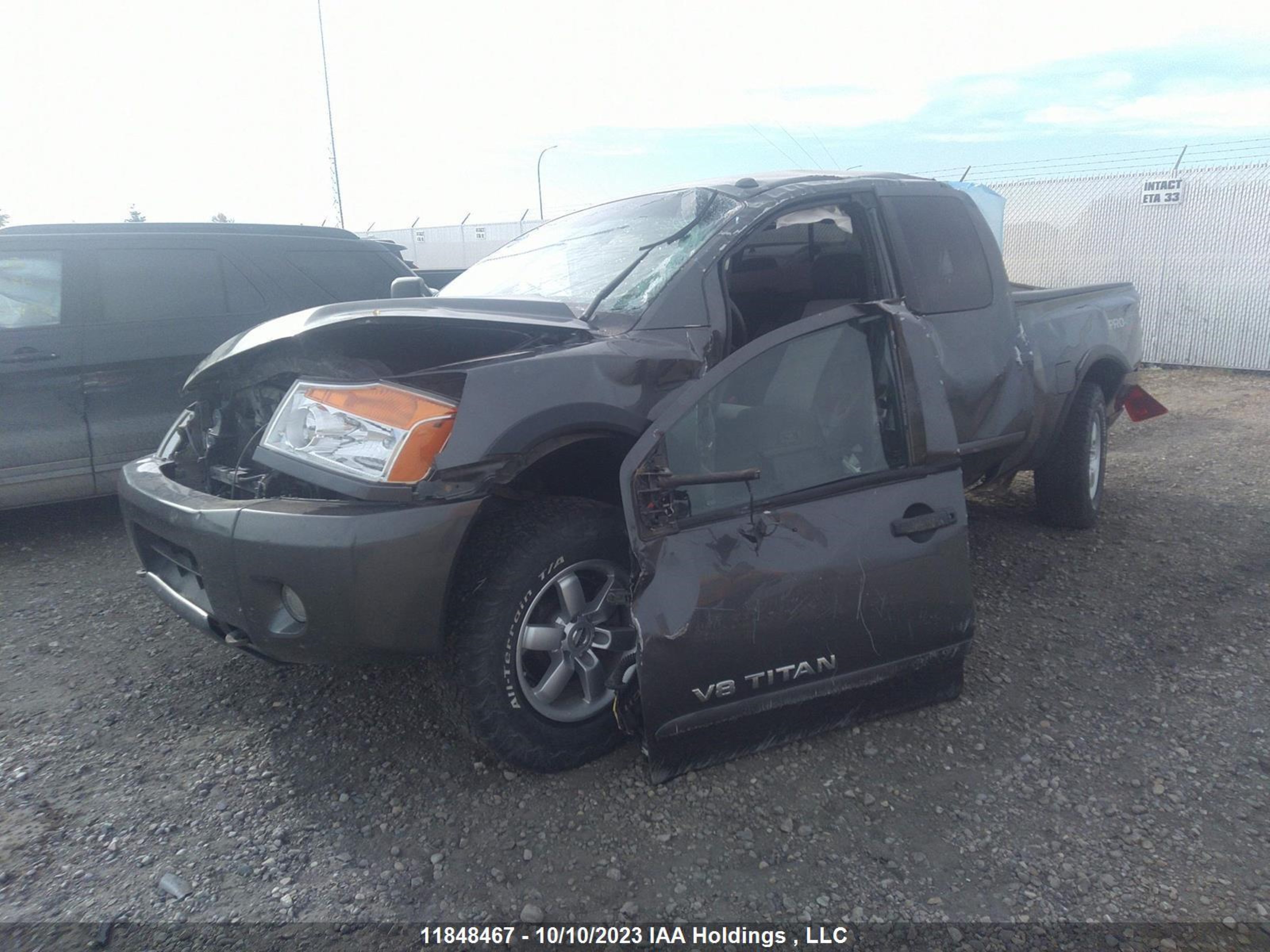 Photo 1 VIN: 1N6AA0CC1BN308904 - NISSAN TITAN 